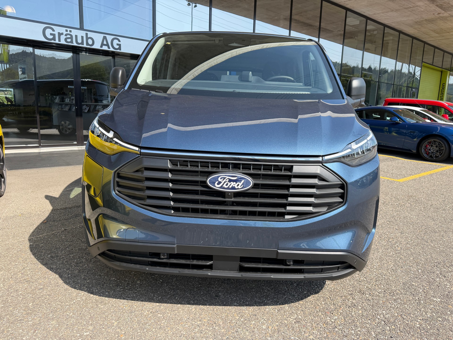 FORD Transit Custom Combi PHEV 320 L1H1 Trend Automat-image-1