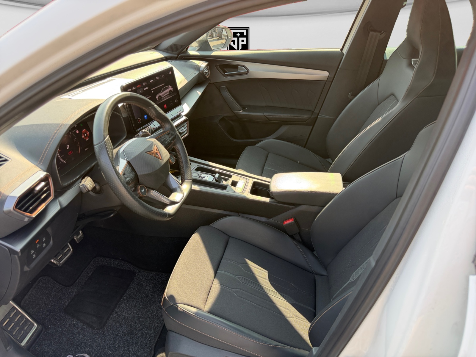 CUPRA Formentor 2.0TSI VZ 4Drive DSG Anhängerkupplung-image-9