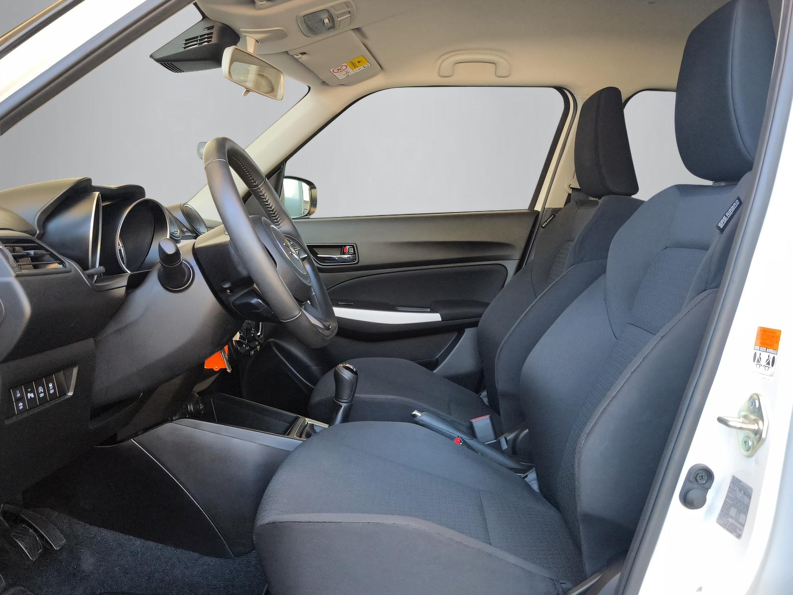 SUZUKI Swift 1.2 Piz Sulai Hybrid 4x4-image-2