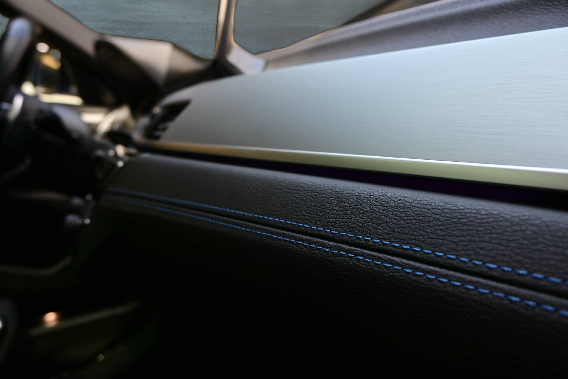 BMW X2 25d xDrive *M-Sport*Pano*Misano Blau*-image-14