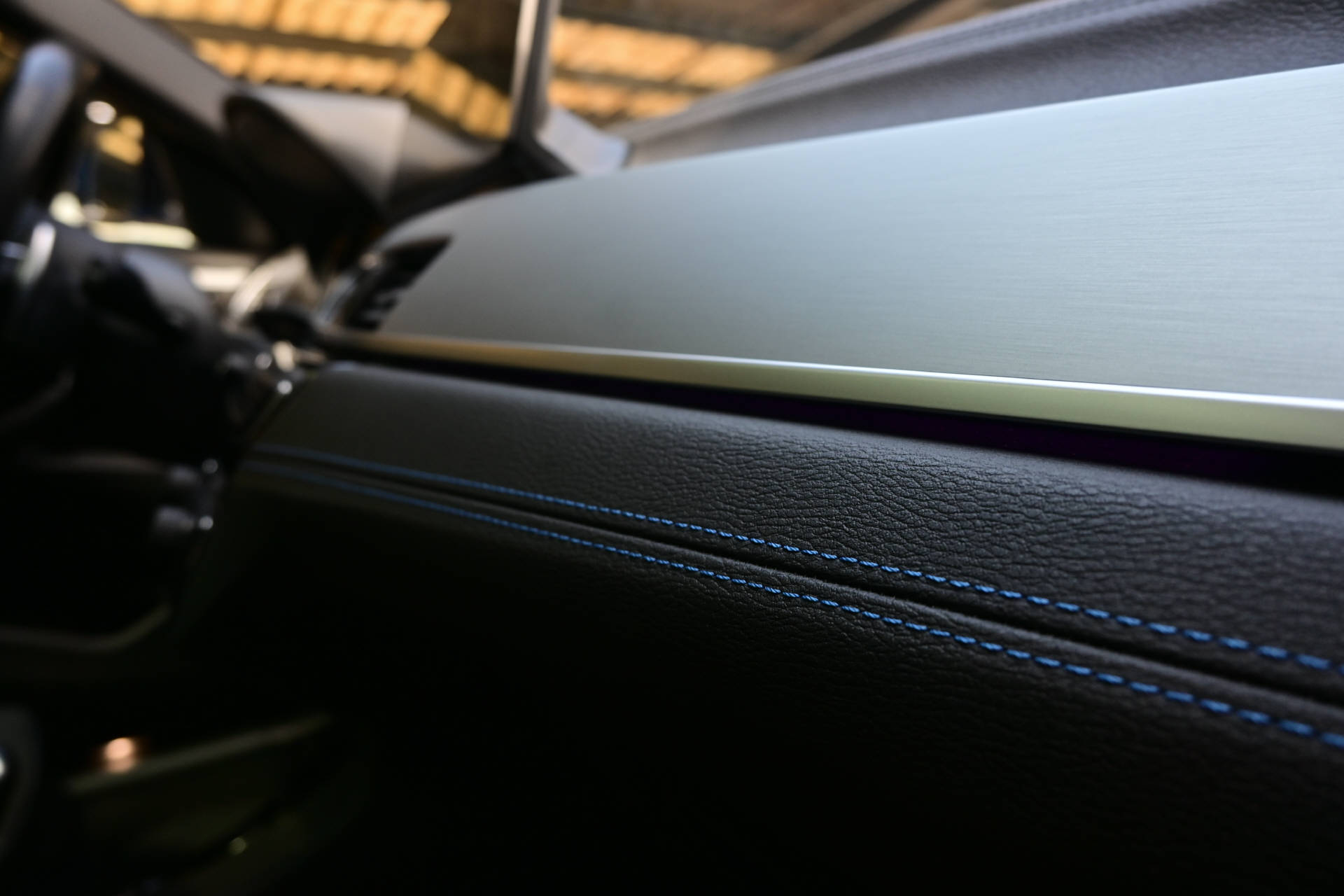 BMW X2 25d xDrive *M-Sport*Pano*Misano Blau*-image-14
