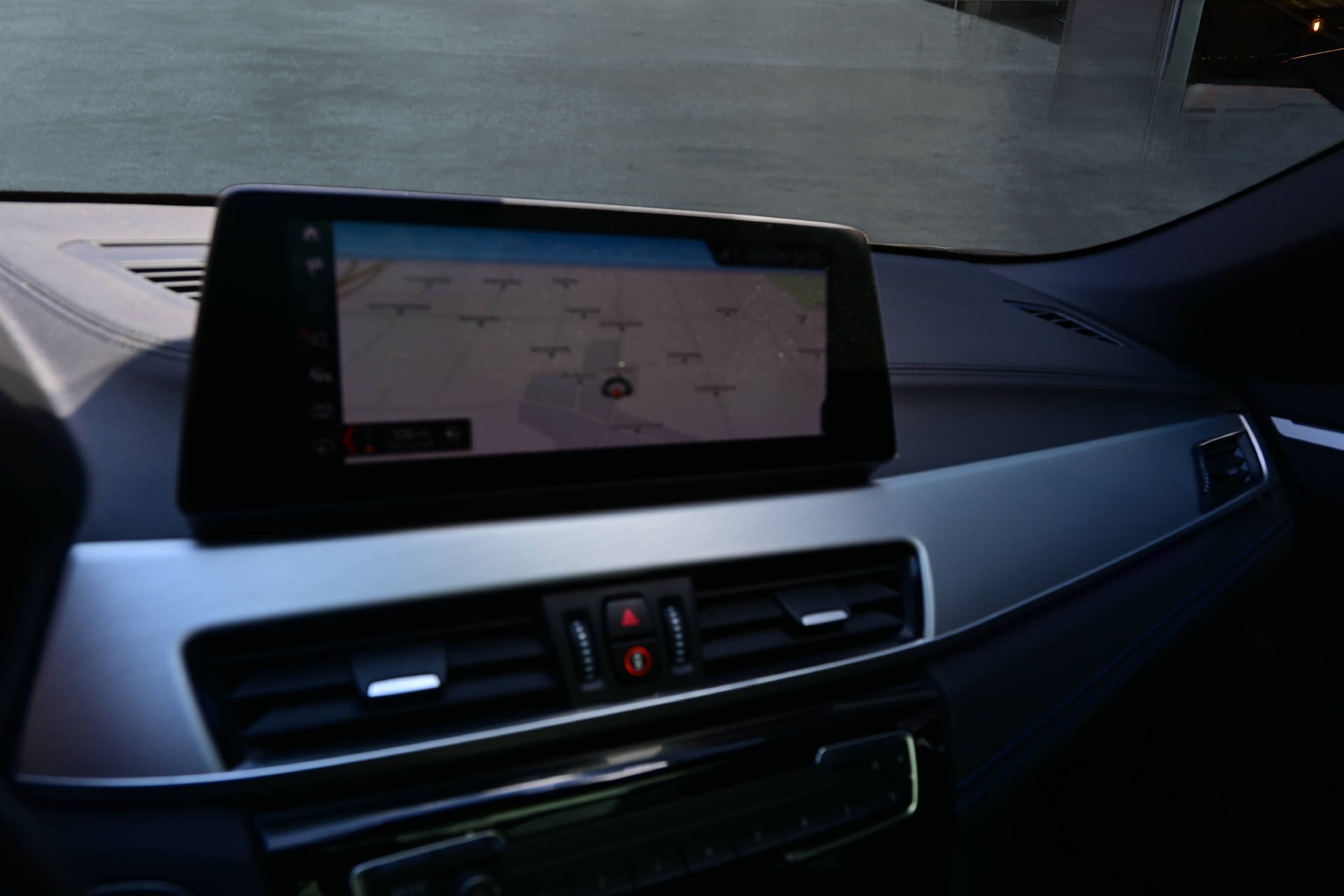 BMW X2 25d xDrive *M-Sport*Pano*Misano Blau*-image-19