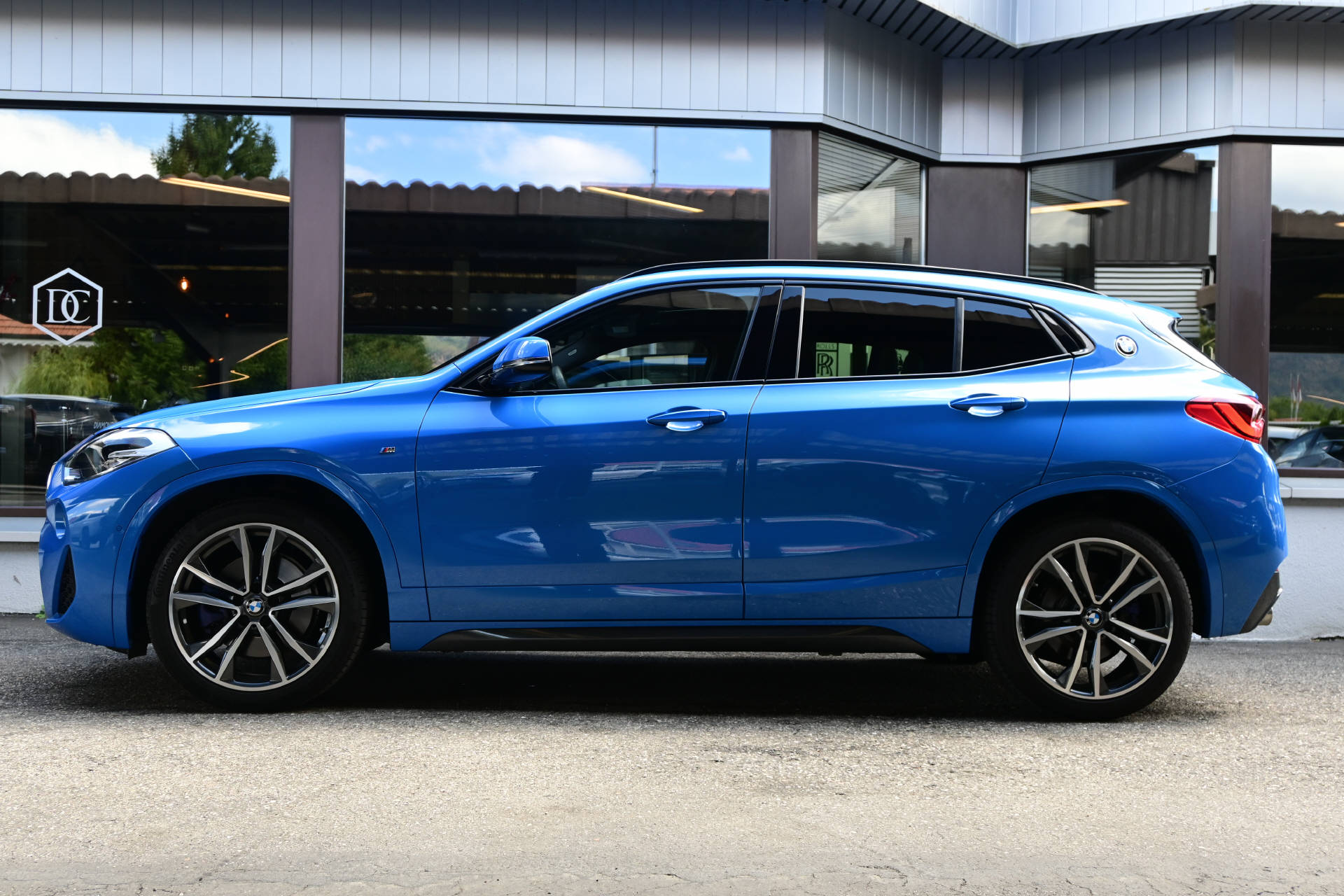 BMW X2 25d xDrive *M-Sport*Pano*Misano Blau*-image-5