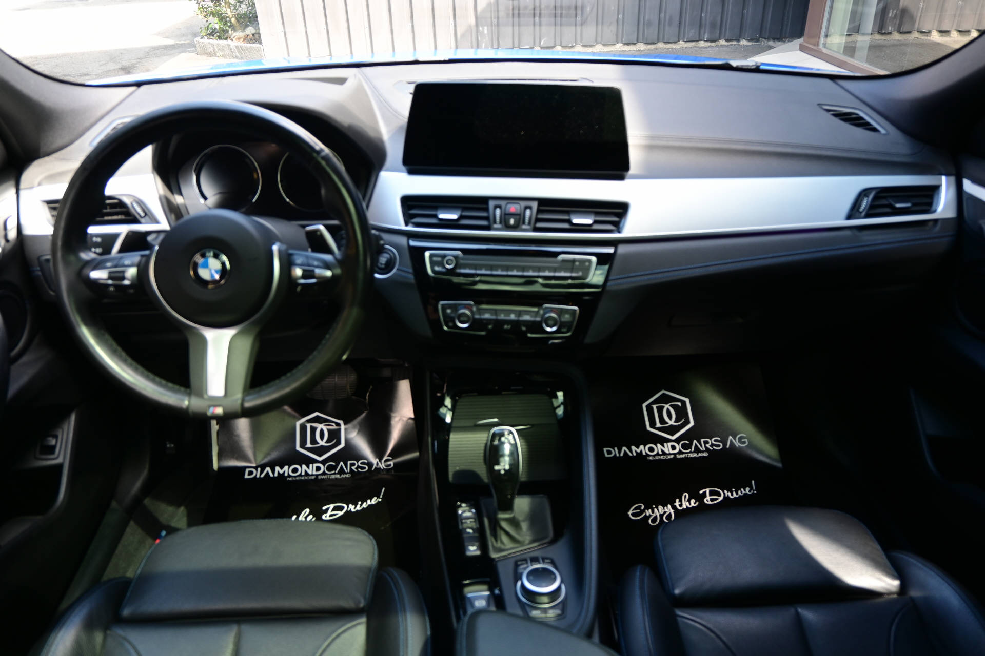 BMW X2 25d xDrive *M-Sport*Pano*Misano Blau*-image-9