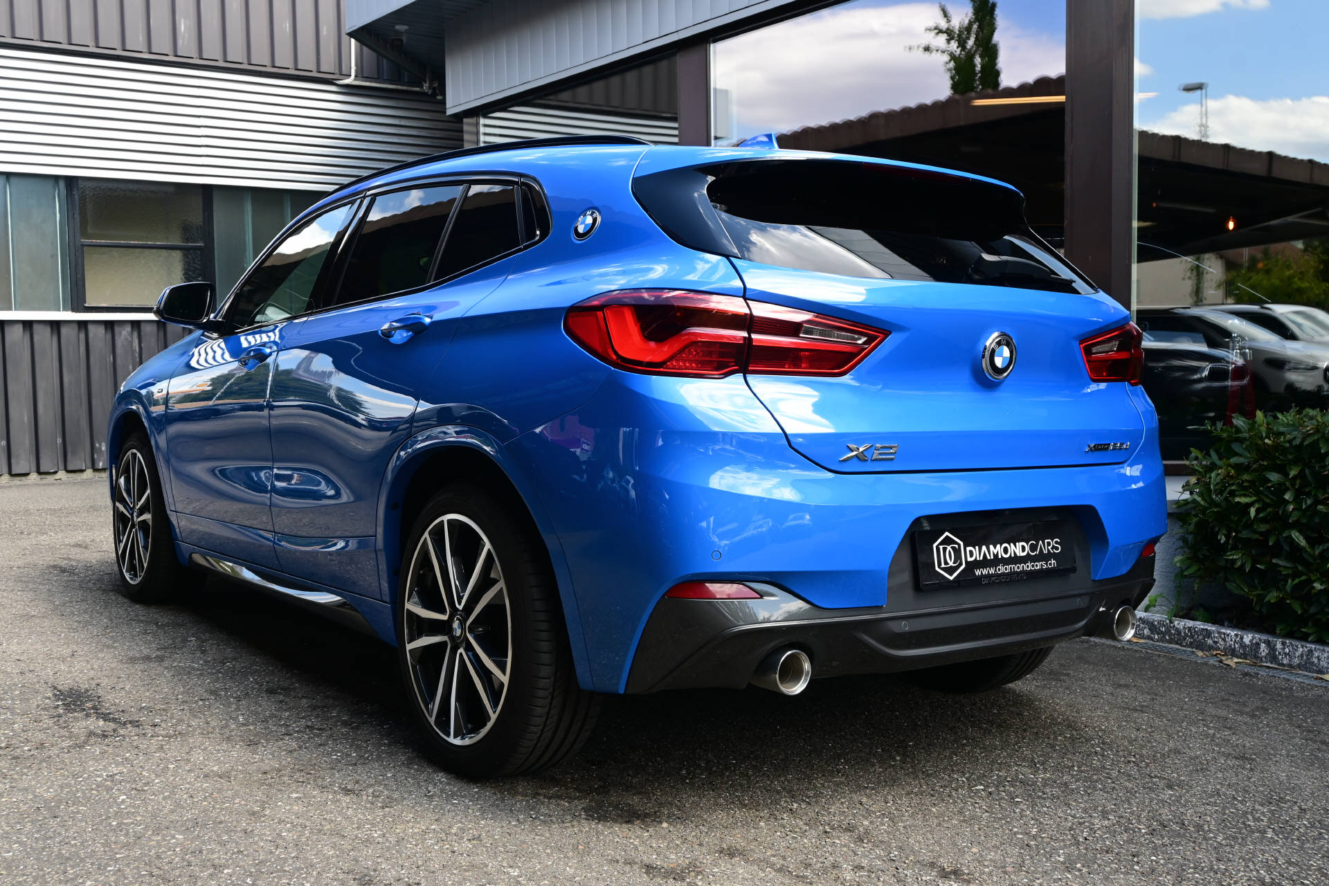 BMW X2 25d xDrive *M-Sport*Pano*Misano Blau*-image-6