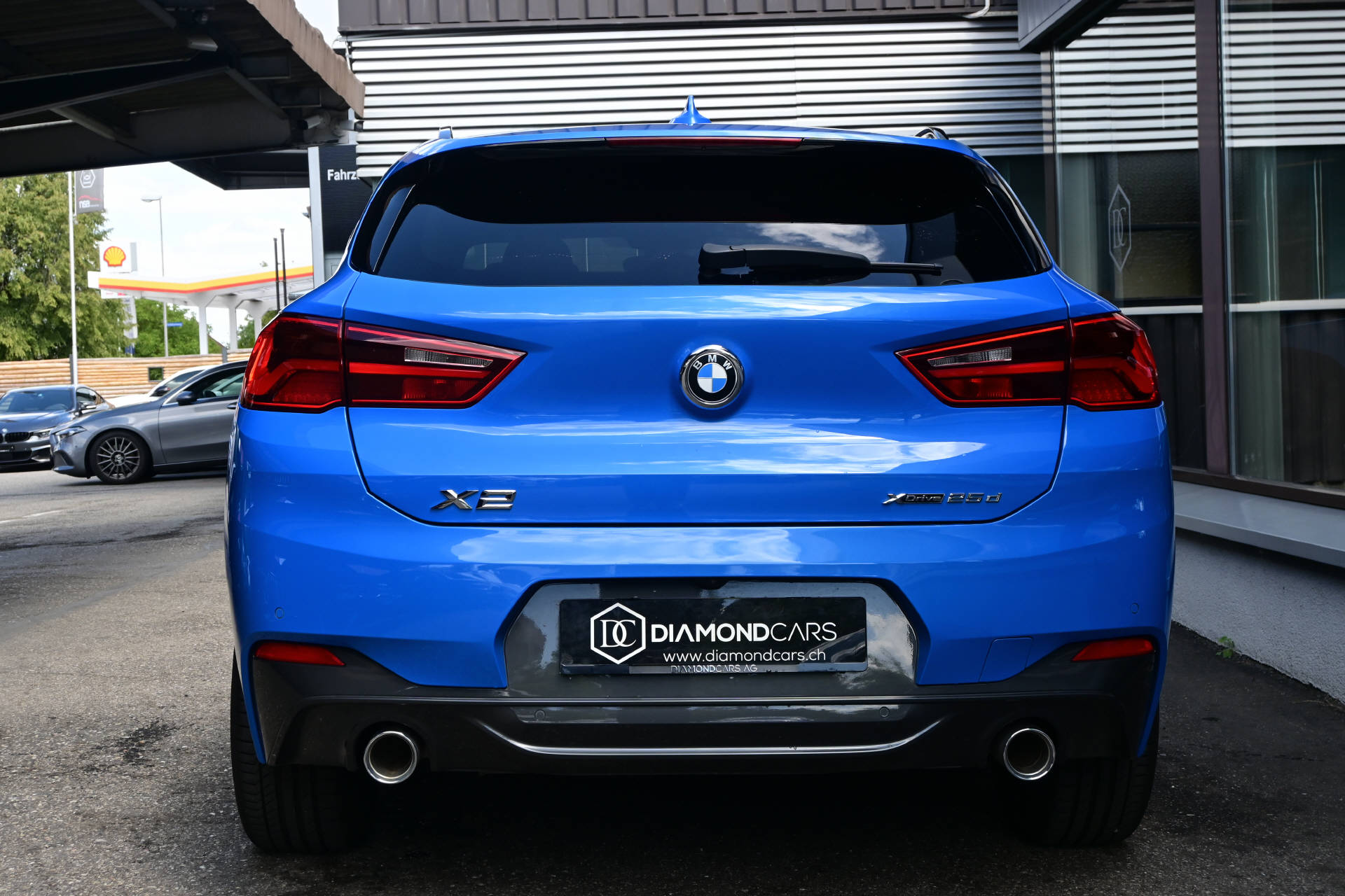 BMW X2 25d xDrive *M-Sport*Pano*Misano Blau*-image-7