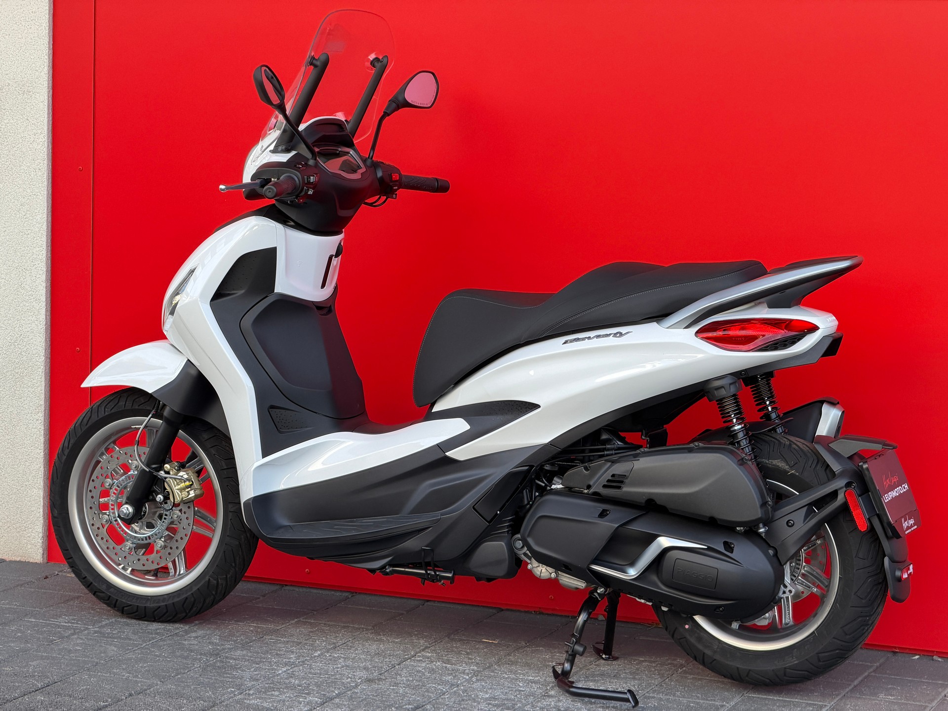 PIAGGIO Beverly 400 E5+-image-15