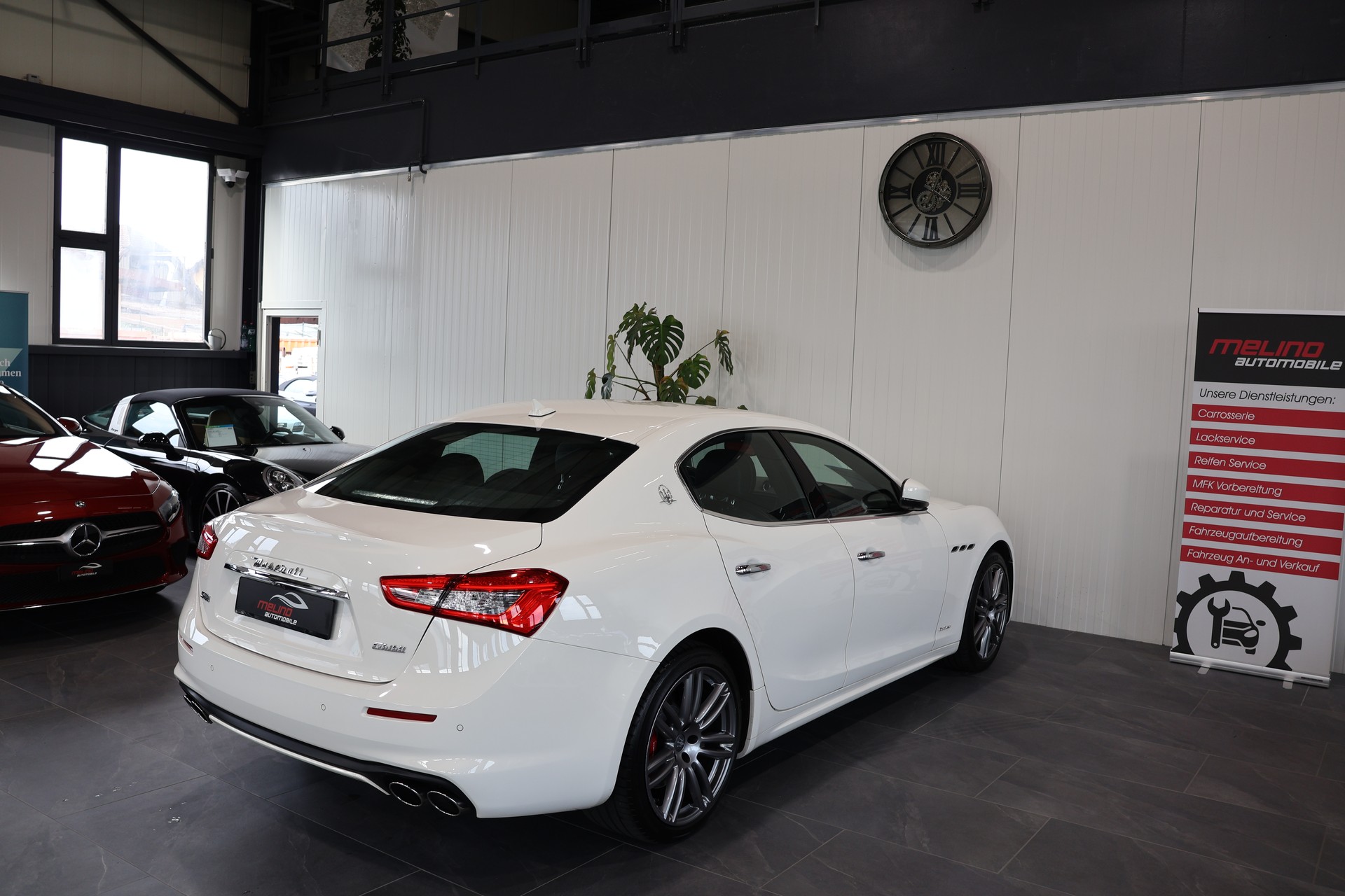 MASERATI Ghibli S Q4 3.0 V6 GranLusso Automatica-image-9