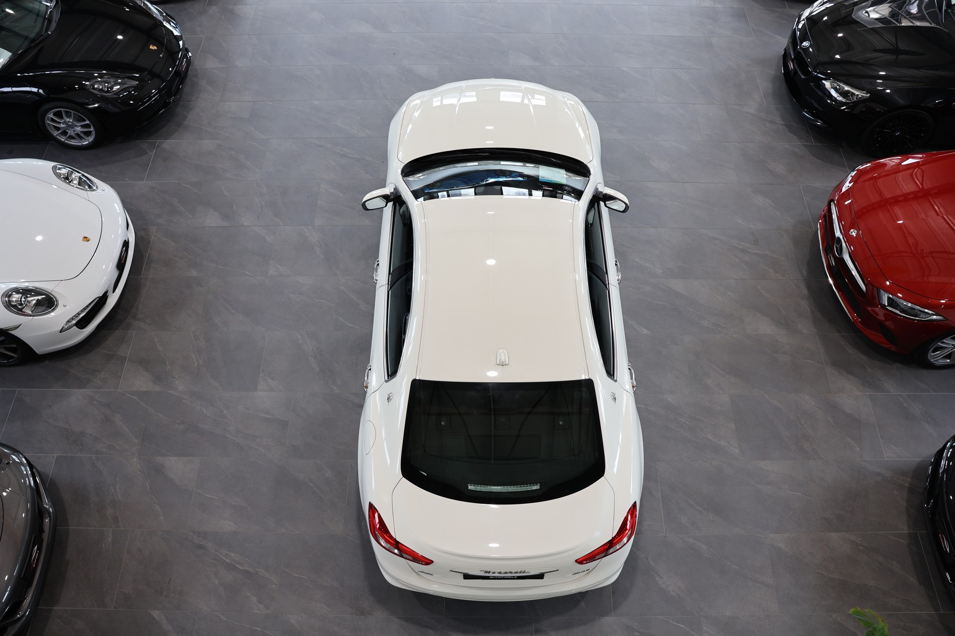 MASERATI Ghibli S Q4 3.0 V6 GranLusso Automatica-image-7