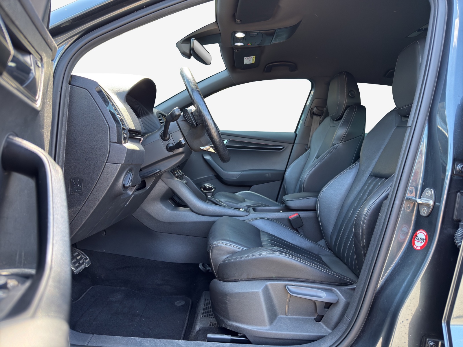 SKODA Karoq 2.0 TSI SportLine 4x4 DSG-image-7
