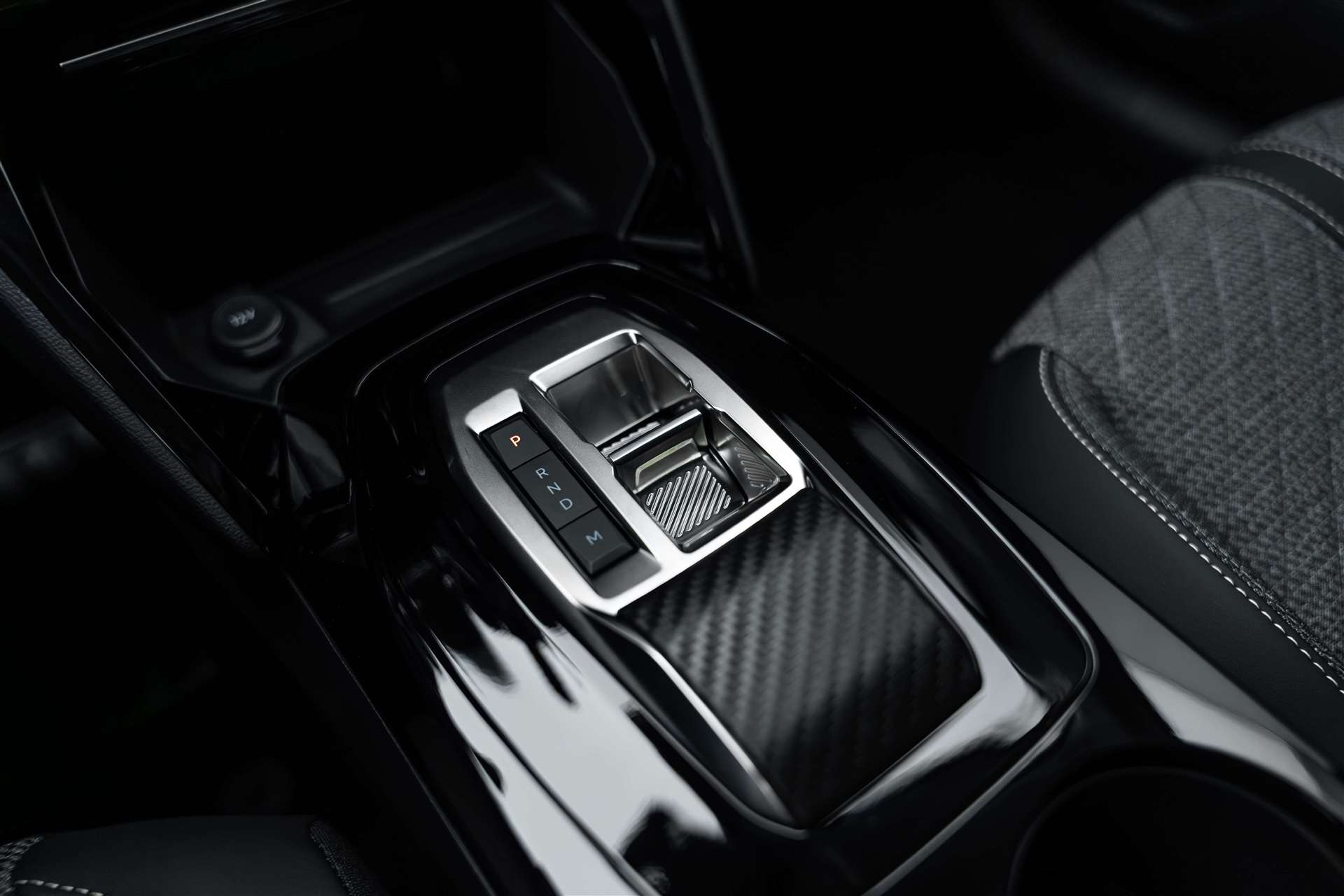 PEUGEOT PEUGEOT 208 1.2 MHEV 110 Allure Automat-image-23