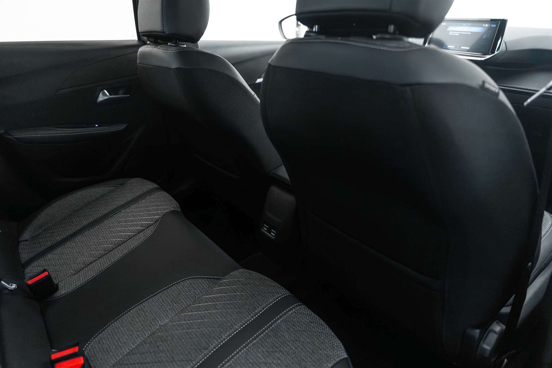 PEUGEOT PEUGEOT 208 1.2 MHEV 110 Allure Automat-image-11