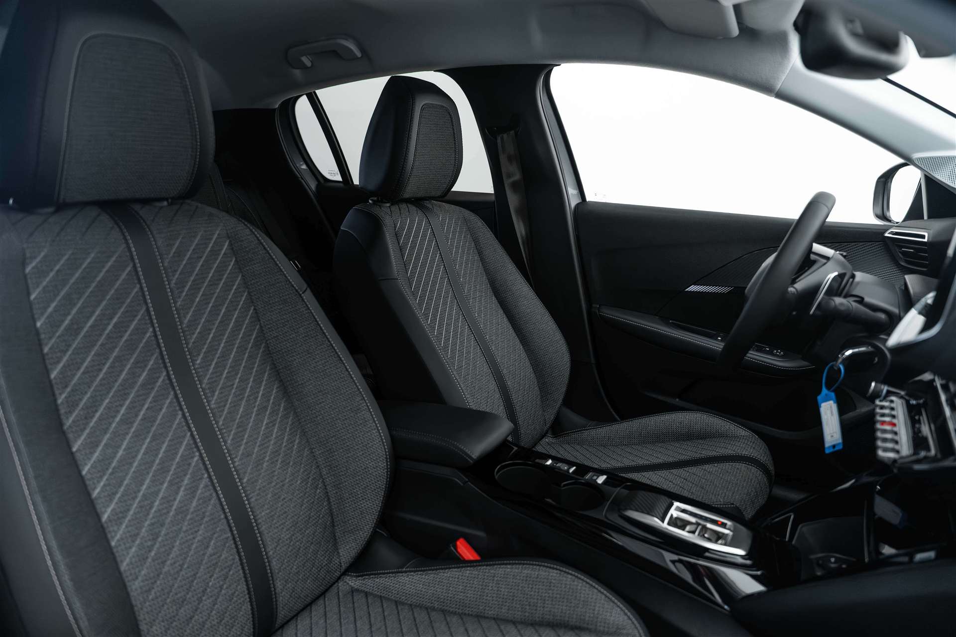 PEUGEOT PEUGEOT 208 1.2 MHEV 110 Allure Automat-image-10