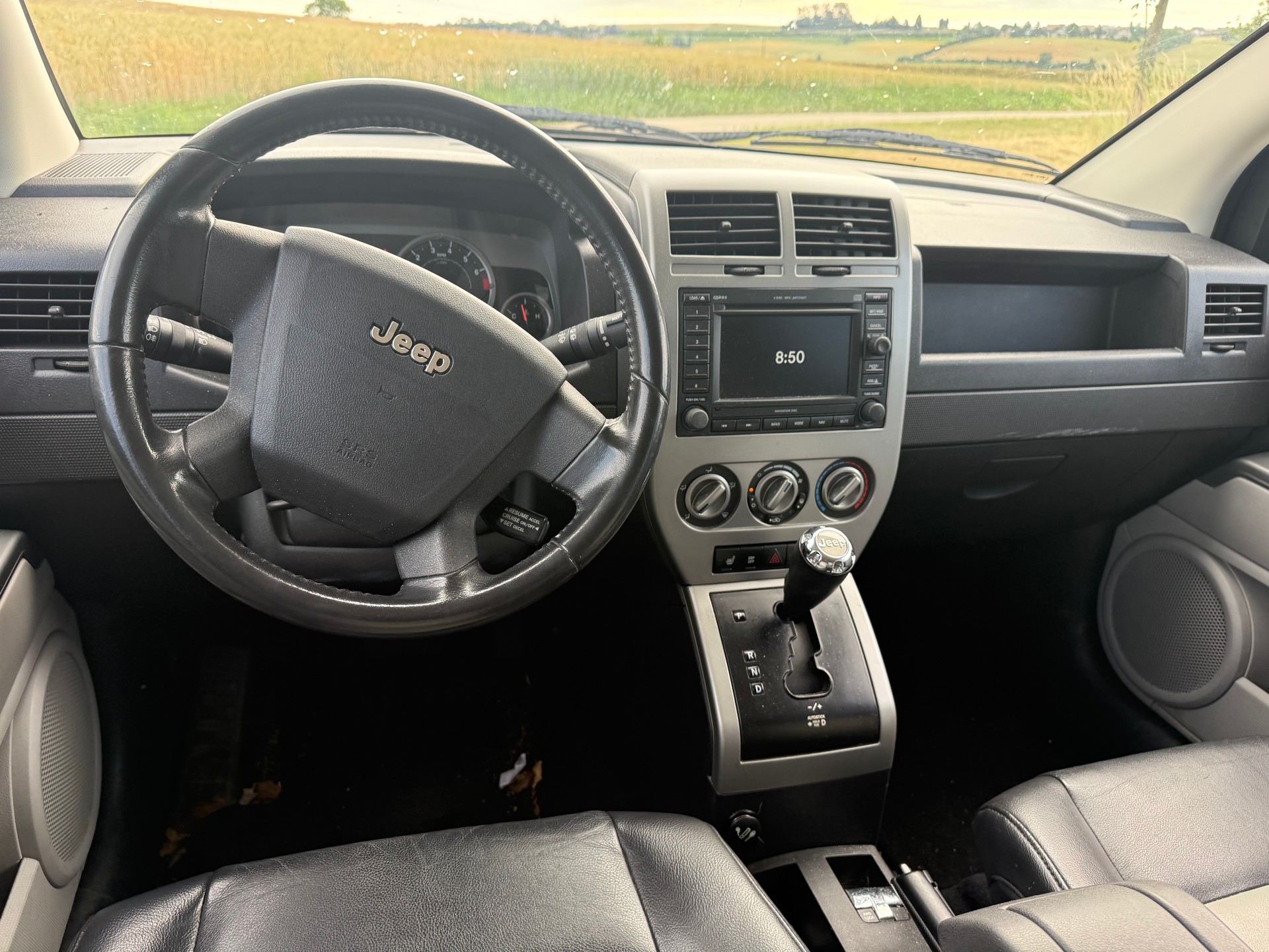 JEEP Compass 2.4 Limited CVT-image-11