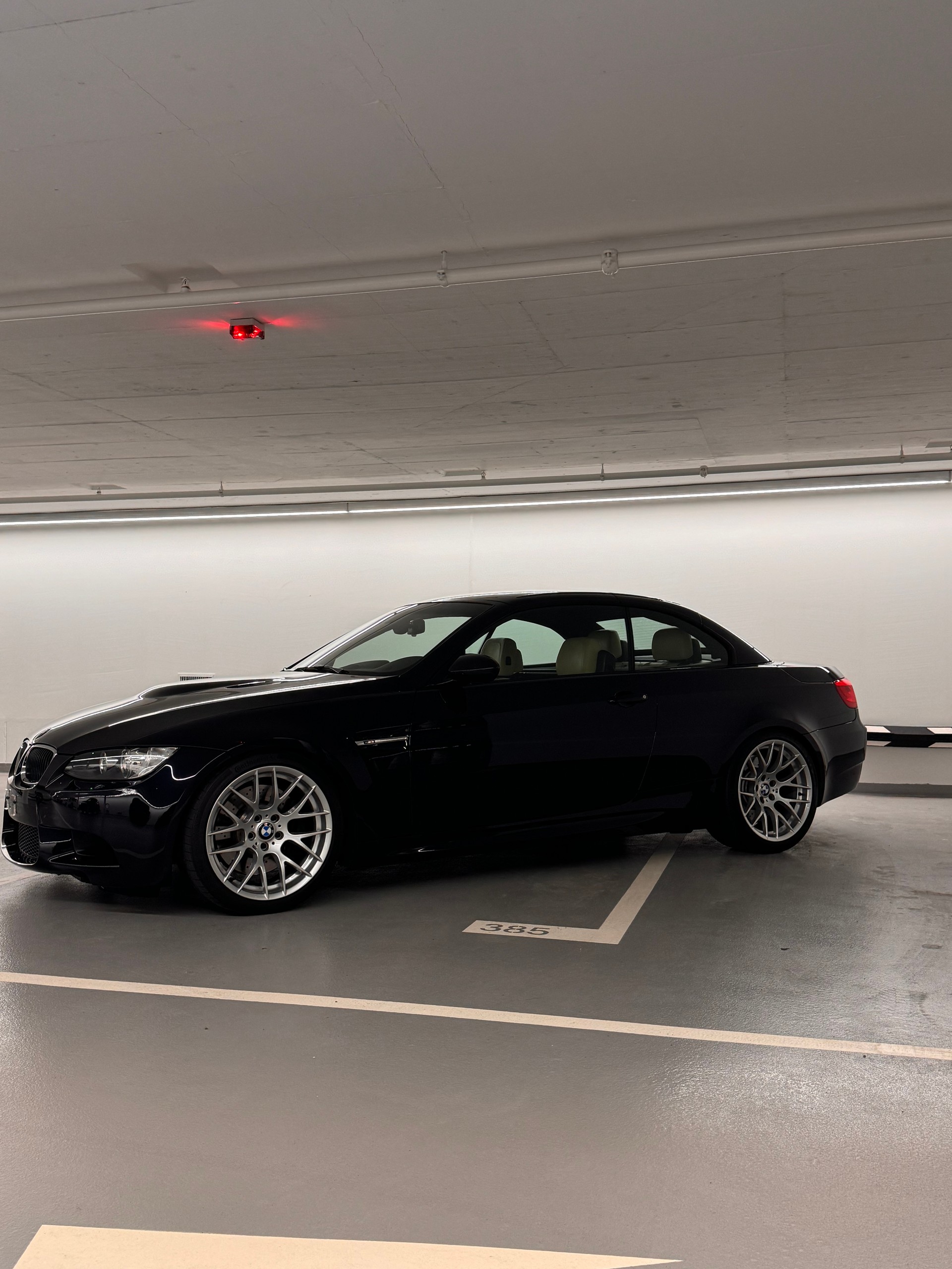 BMW M3-image-2