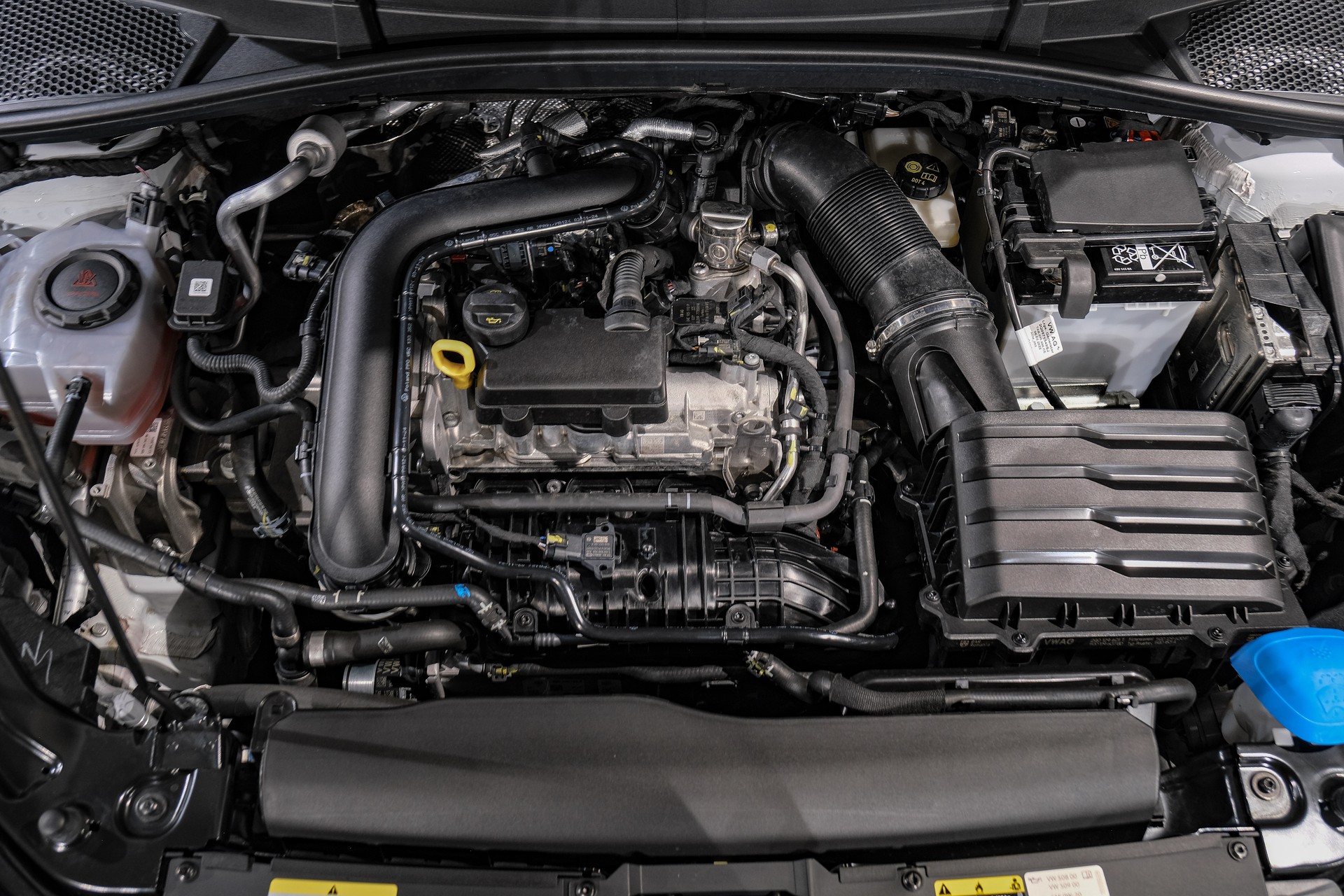 SKODA Fabia 1.0 TSI Top Selection DSG-image-24