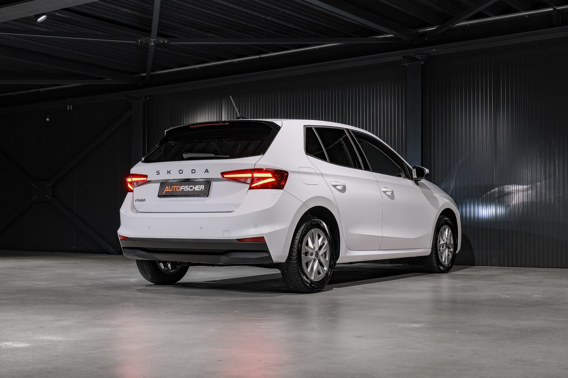 SKODA Fabia 1.0 TSI Top Selection DSG-image-6
