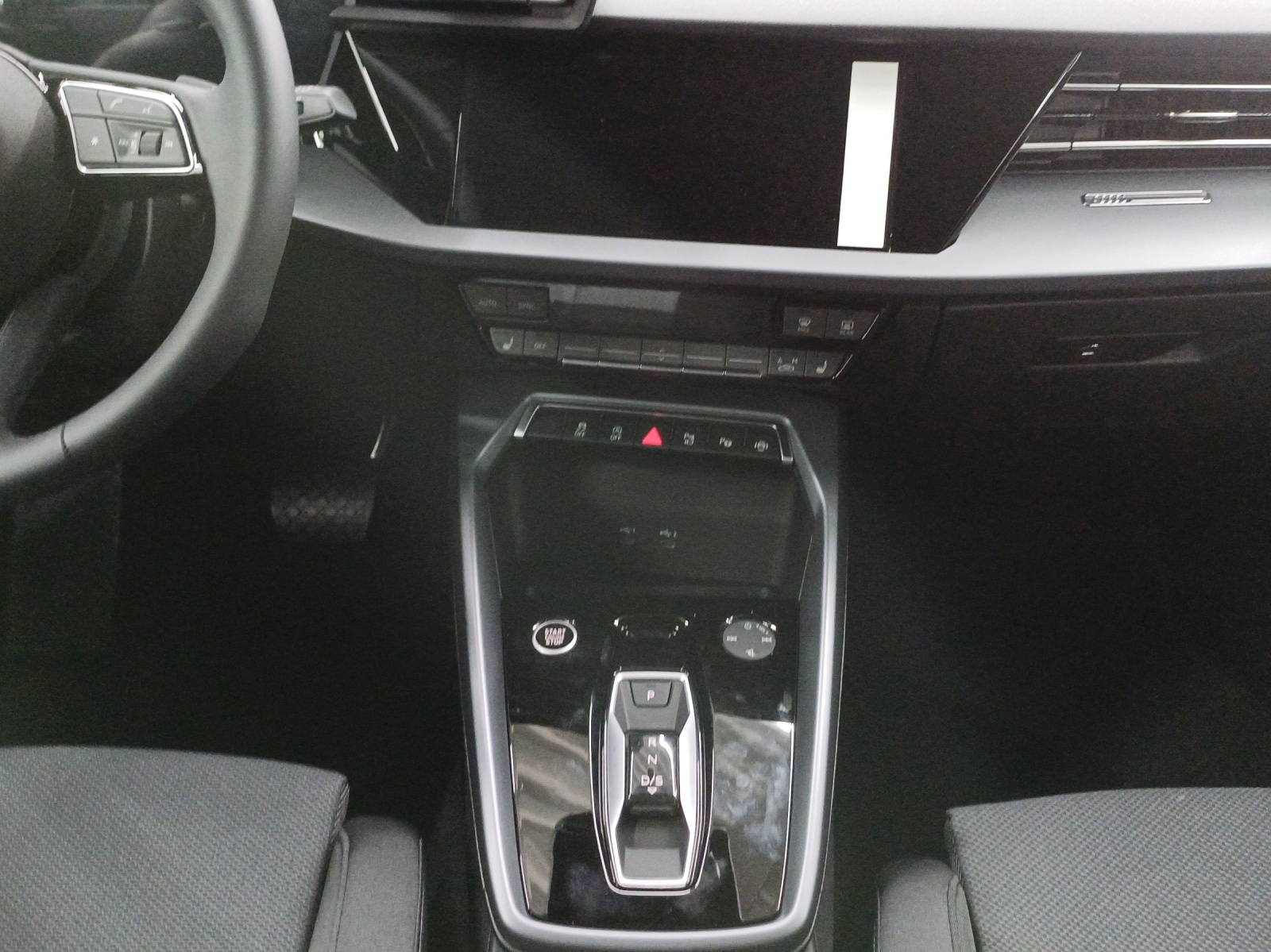 AUDI A3 allstreet TFSI 110 kW Attraction S tronic-image-10