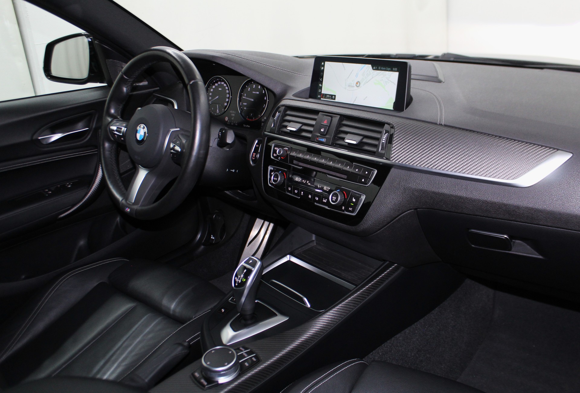 BMW M240i xDrive Steptronic / CH-Fahrzeug-image-10