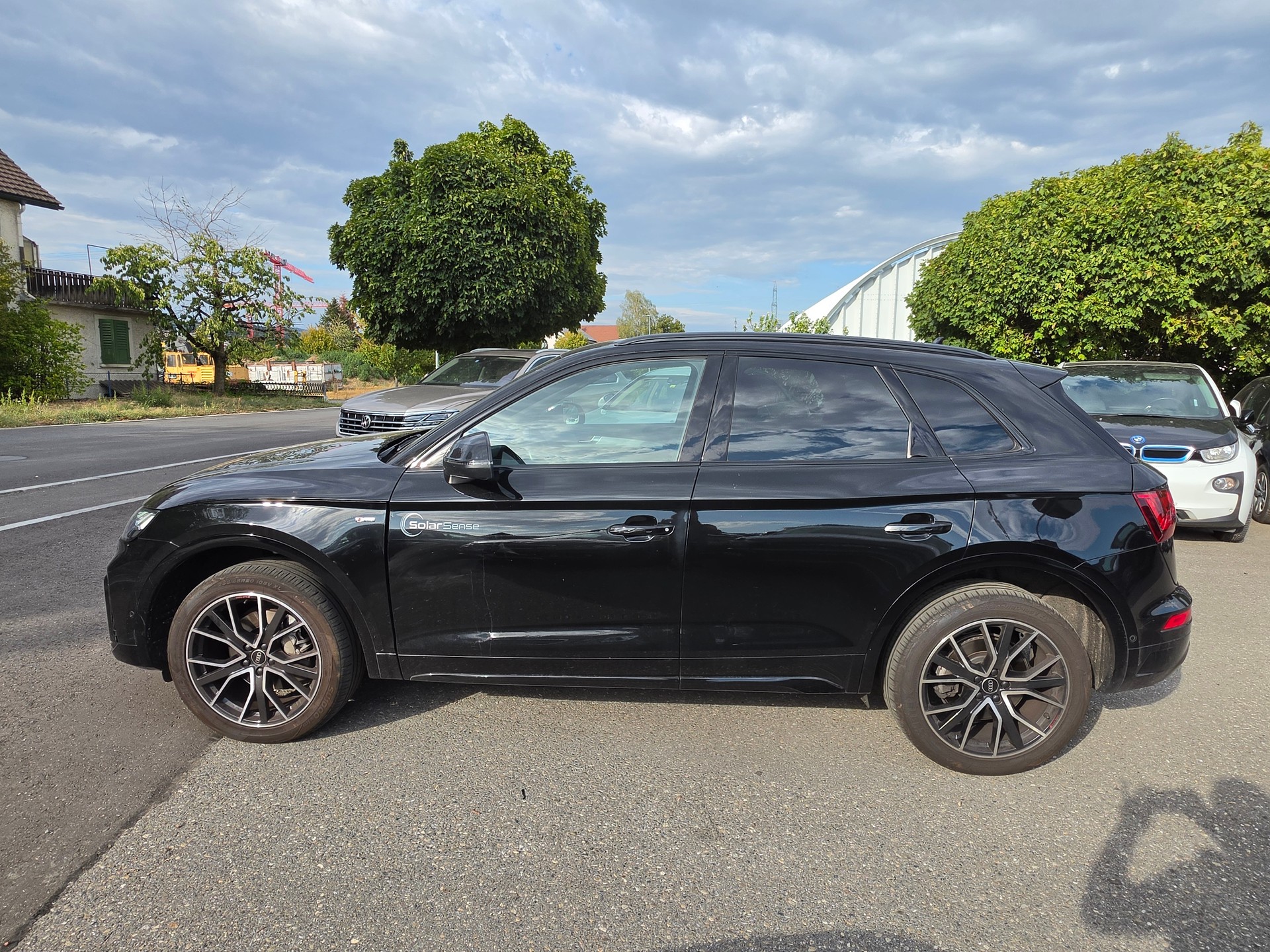 AUDI Q5 40 TDI Black Edition quattro S-tronic-image-1