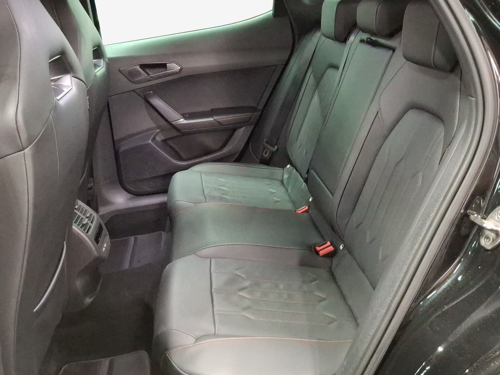 CUPRA Formentor 1.4 e-HYBRID pHEV VZ DSG-image-11