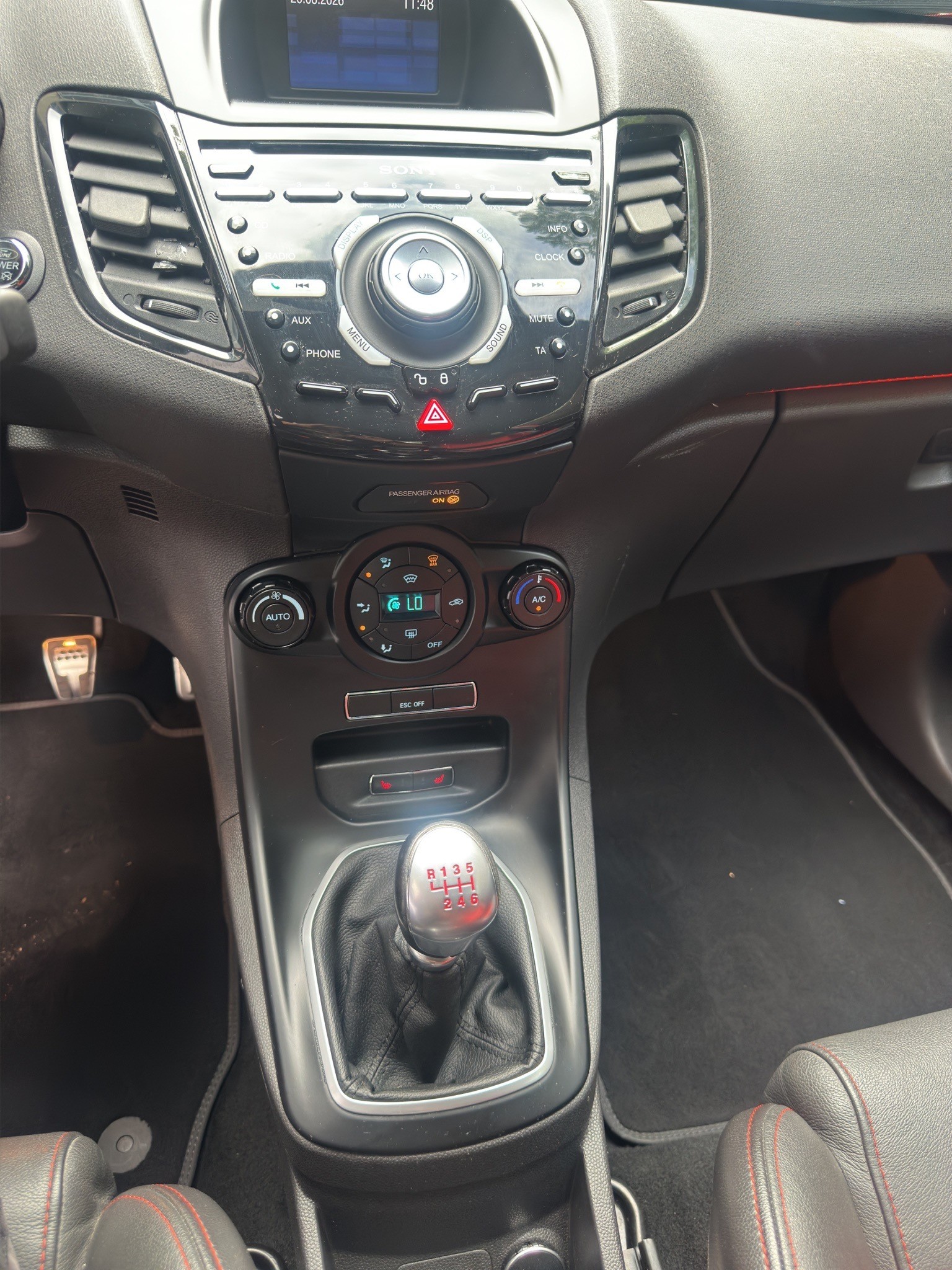 FORD Fiesta 1.6 SCTi ST-1-image-9