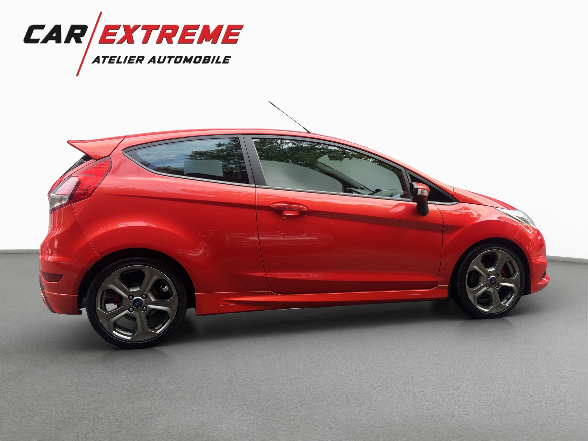 FORD Fiesta 1.6 SCTi ST-1-image-3