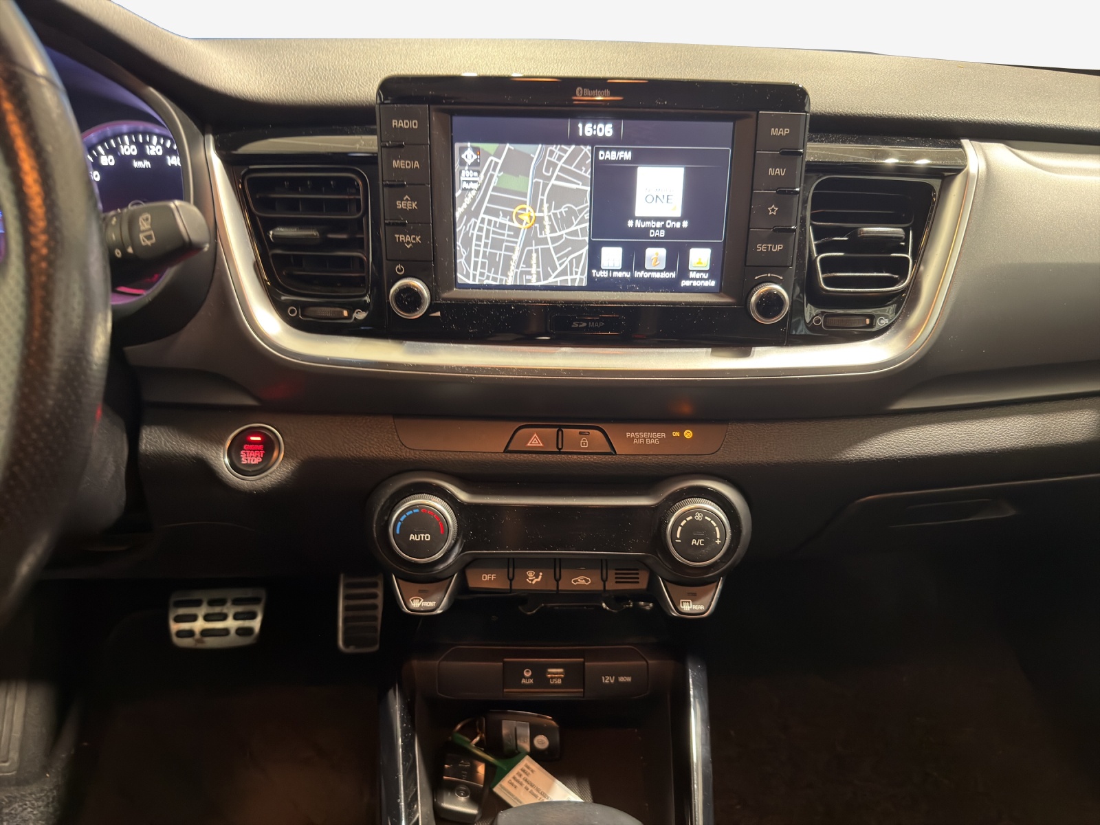 KIA Stonic 1.0 T-GDi-image-10