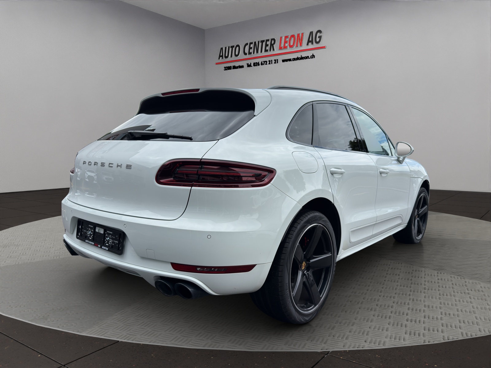 PORSCHE Macan Turbo Performance PDK-image-5