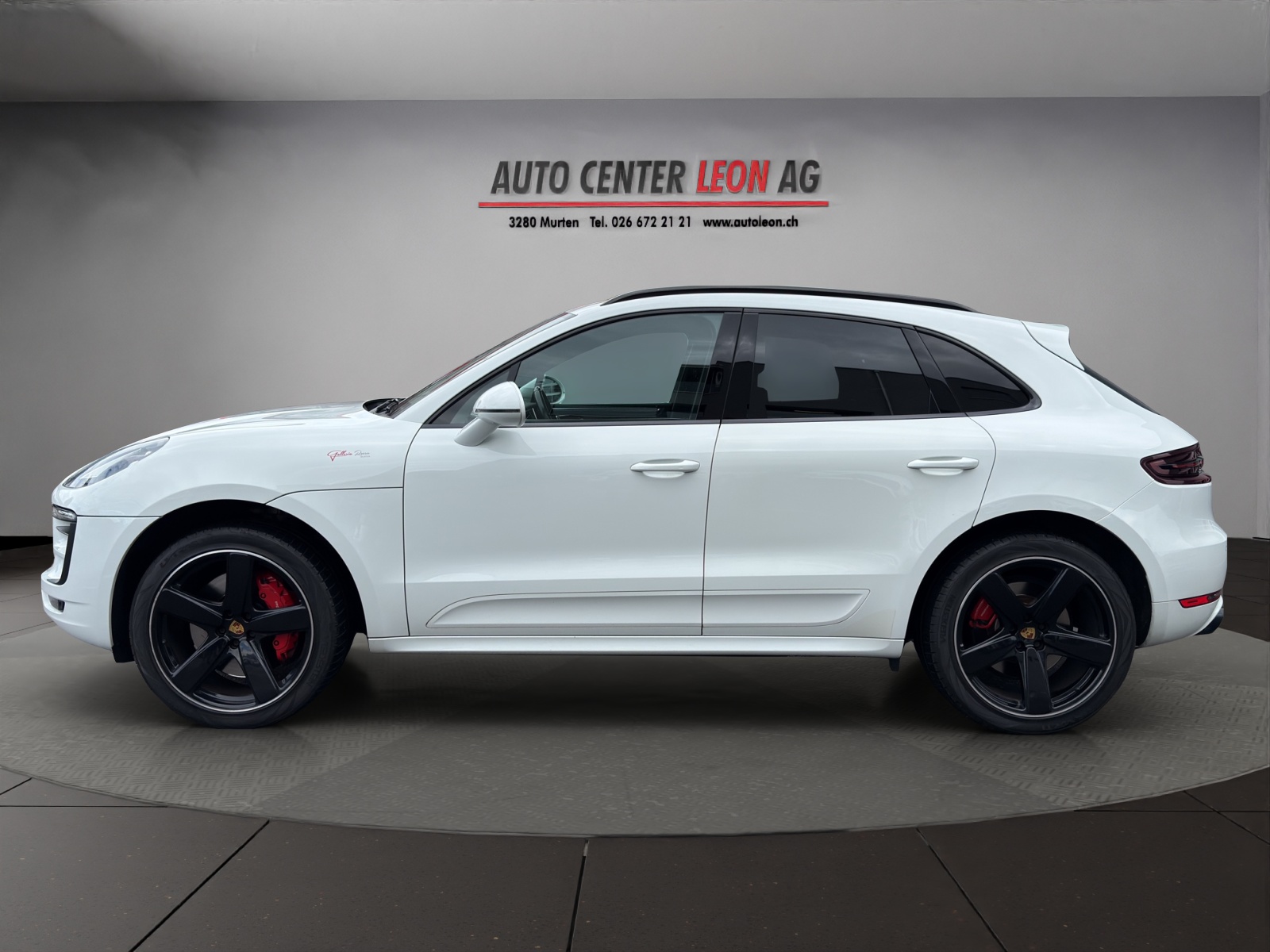 PORSCHE Macan Turbo Performance PDK-showroom-element-2