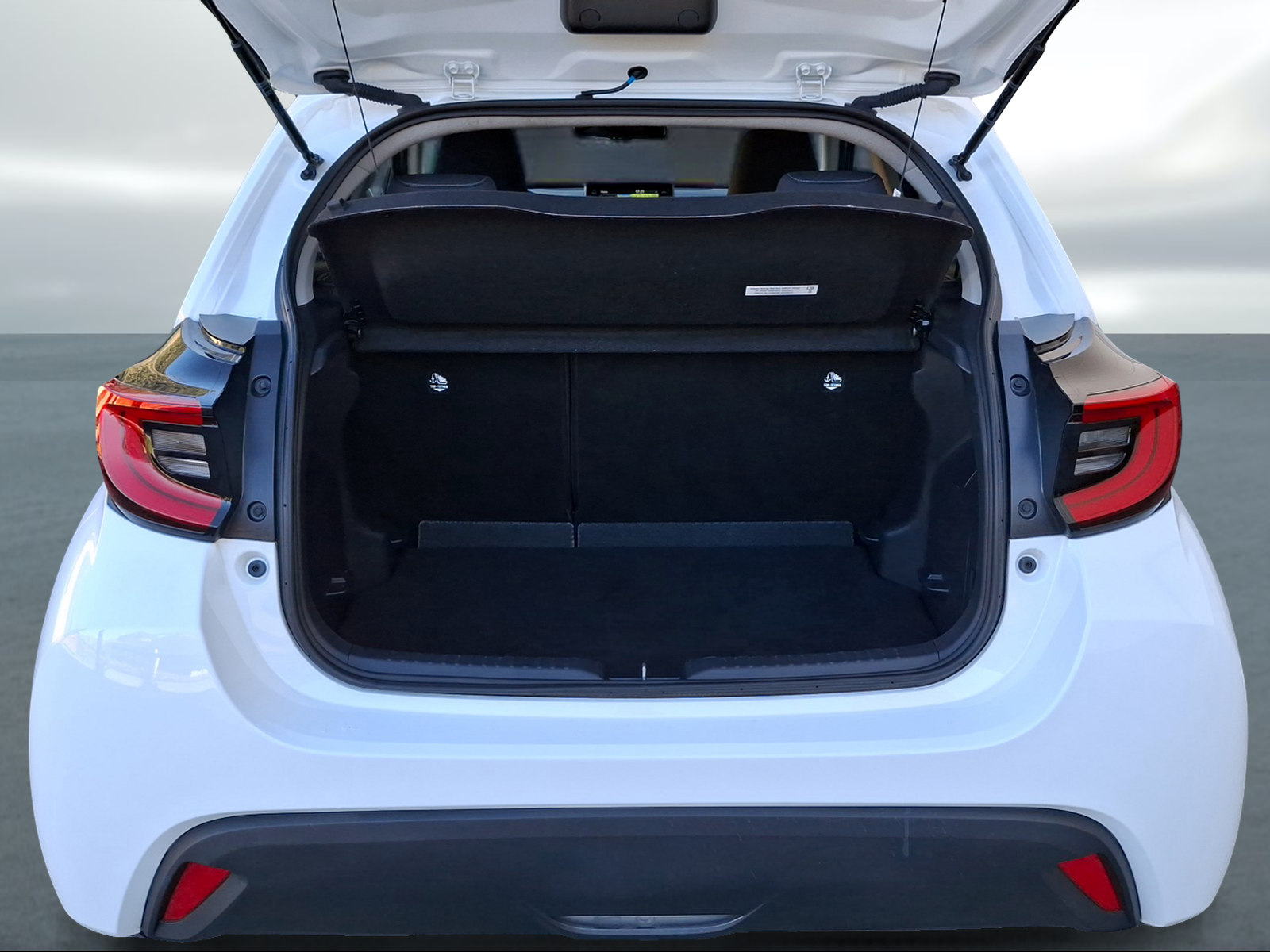 TOYOTA Yaris 1.5 Trend e-CVT-image-12