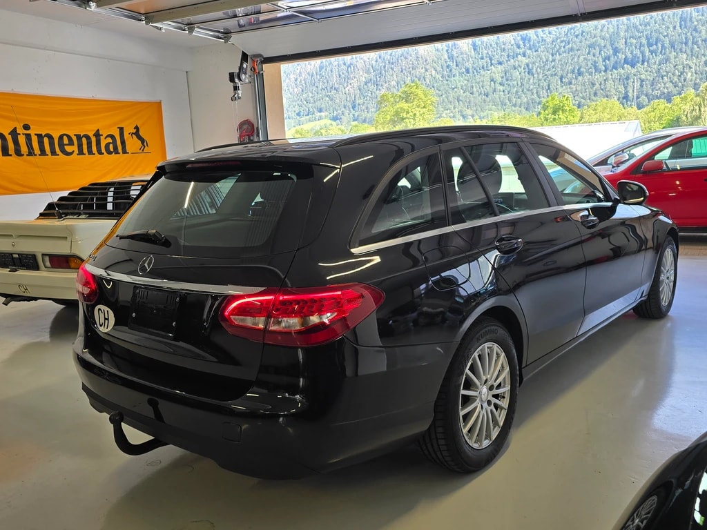 MERCEDES-BENZ C 200 7G-Tronic-image-3
