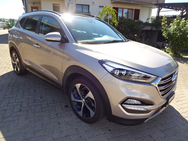 HYUNDAI Tucson 2.0 CRDI Vertex 4WD Automatic-image-6