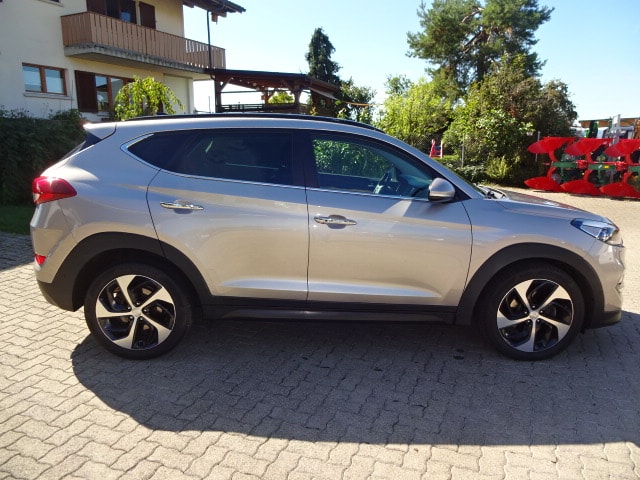 HYUNDAI Tucson 2.0 CRDI Vertex 4WD Automatic-image-5