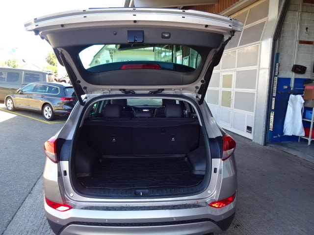 HYUNDAI Tucson 2.0 CRDI Vertex 4WD Automatic-image-14