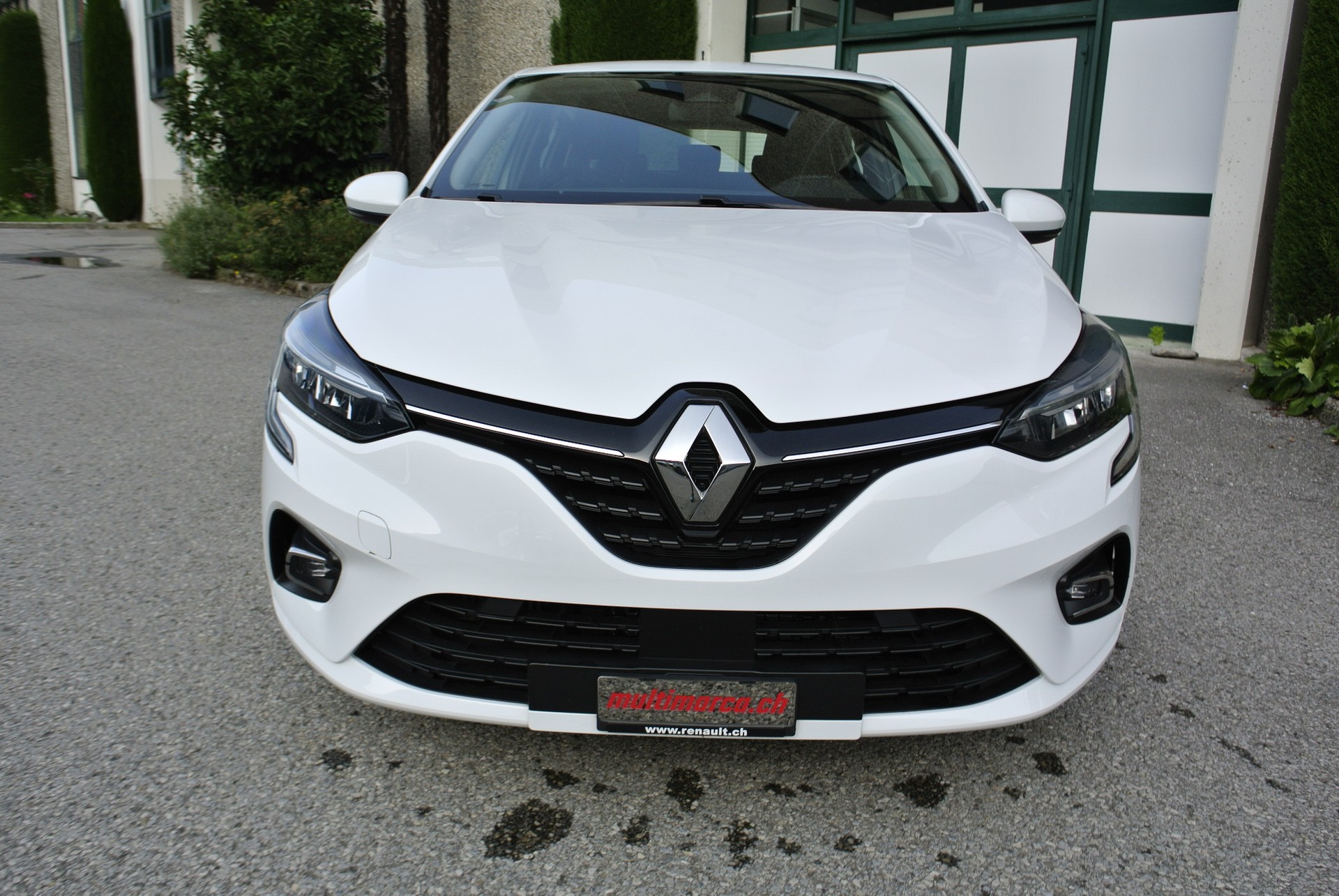 RENAULT Clio 1.0 Business-image-1