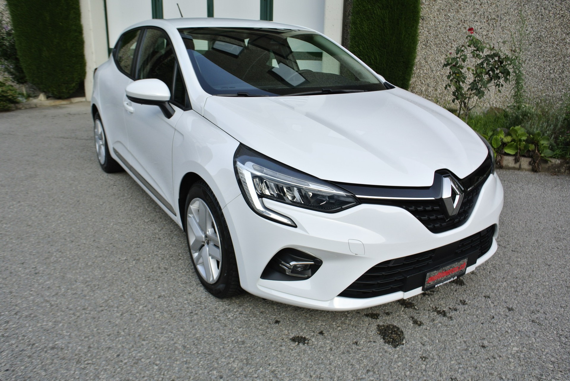 RENAULT Clio 1.0 Business-image-2