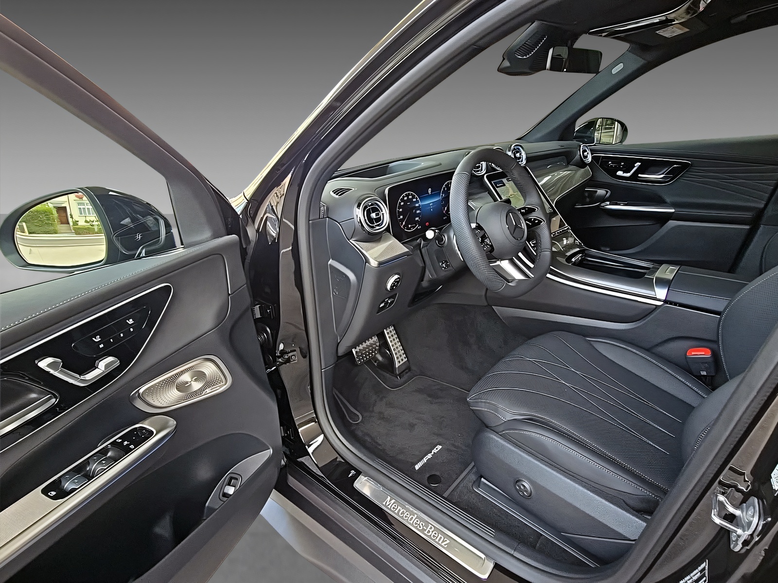 MERCEDES-BENZ GLC 300 4Matic-image-14