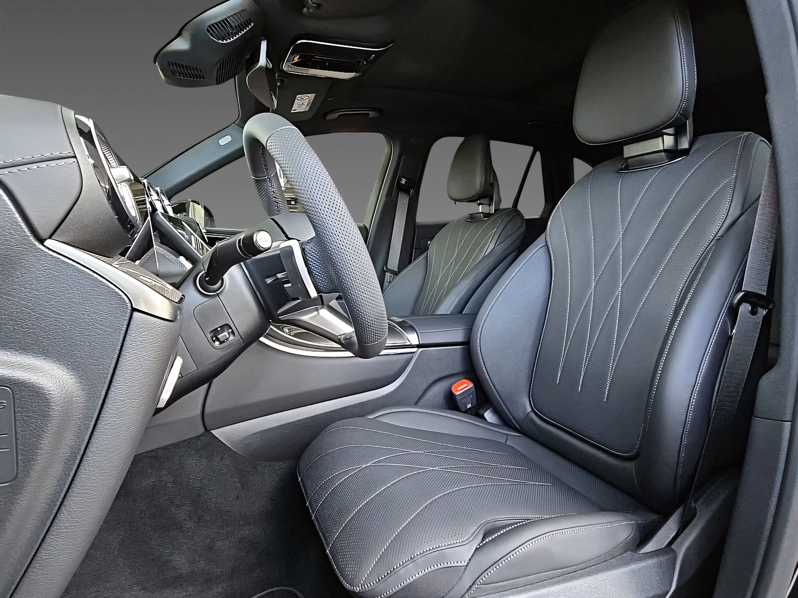 MERCEDES-BENZ GLC 300 4Matic-image-7