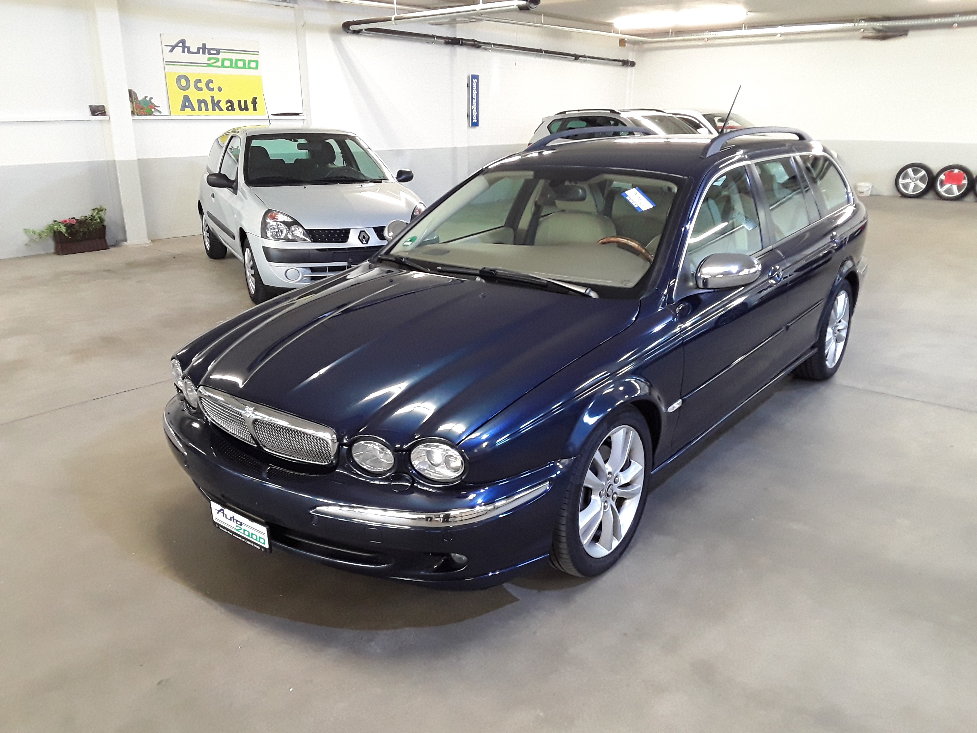 JAGUAR X-Type Estate 2.5 V6 Traction4 Sov. Anniv. Pack Autom. — slika 1