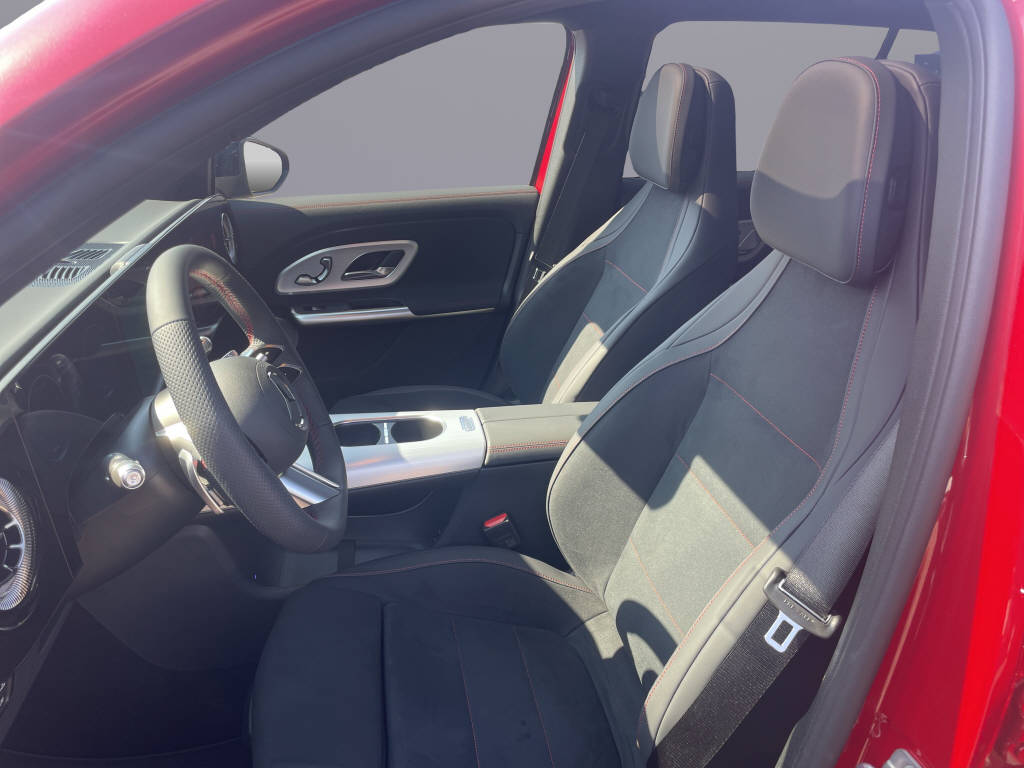 MERCEDES-BENZ GLB 220 4Matic 8G-Tronic-image-8