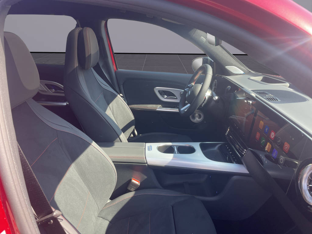 MERCEDES-BENZ GLB 220 4Matic 8G-Tronic-image-10