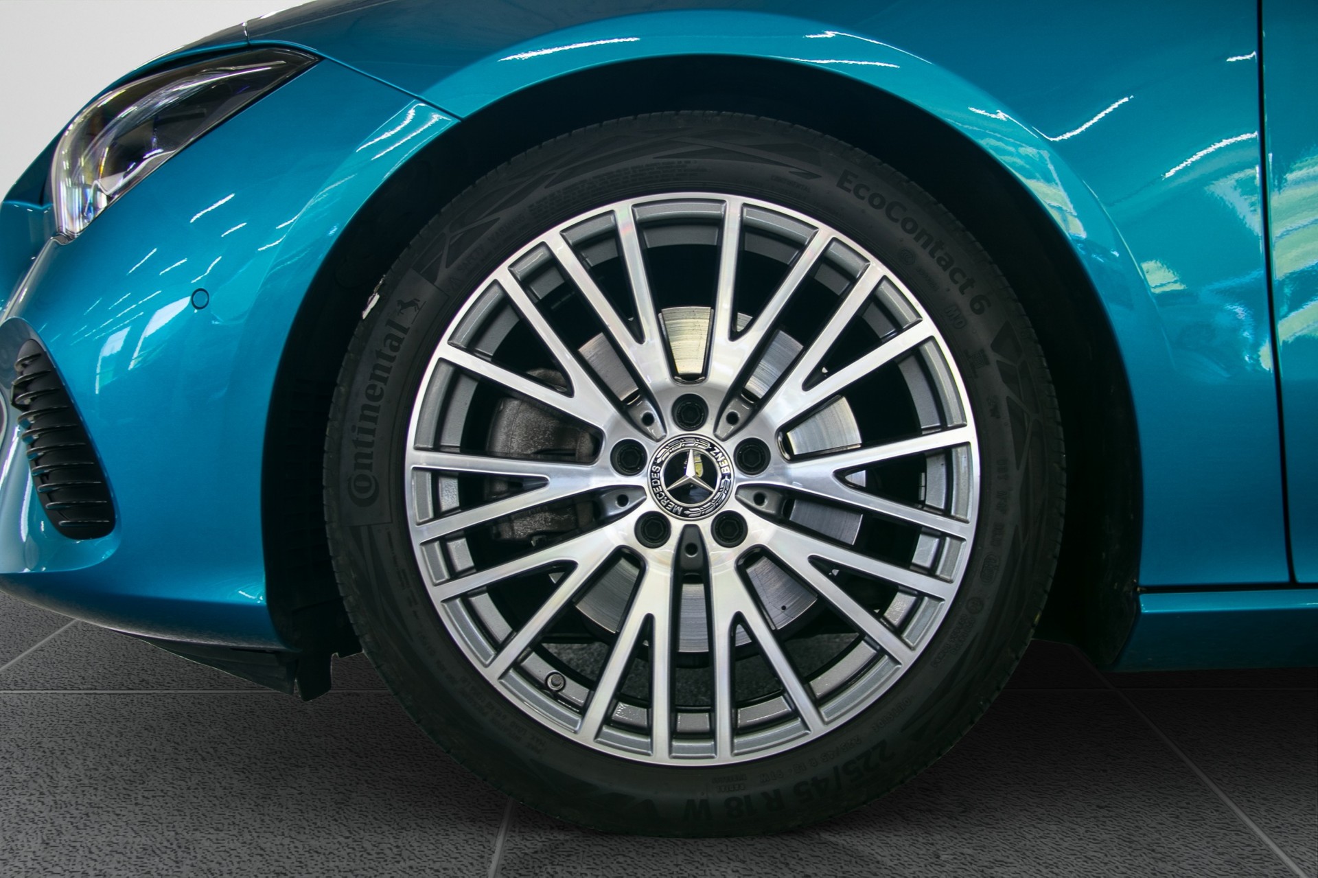 MERCEDES-BENZ CLA 220 4Matic 8G-DCT-image-16