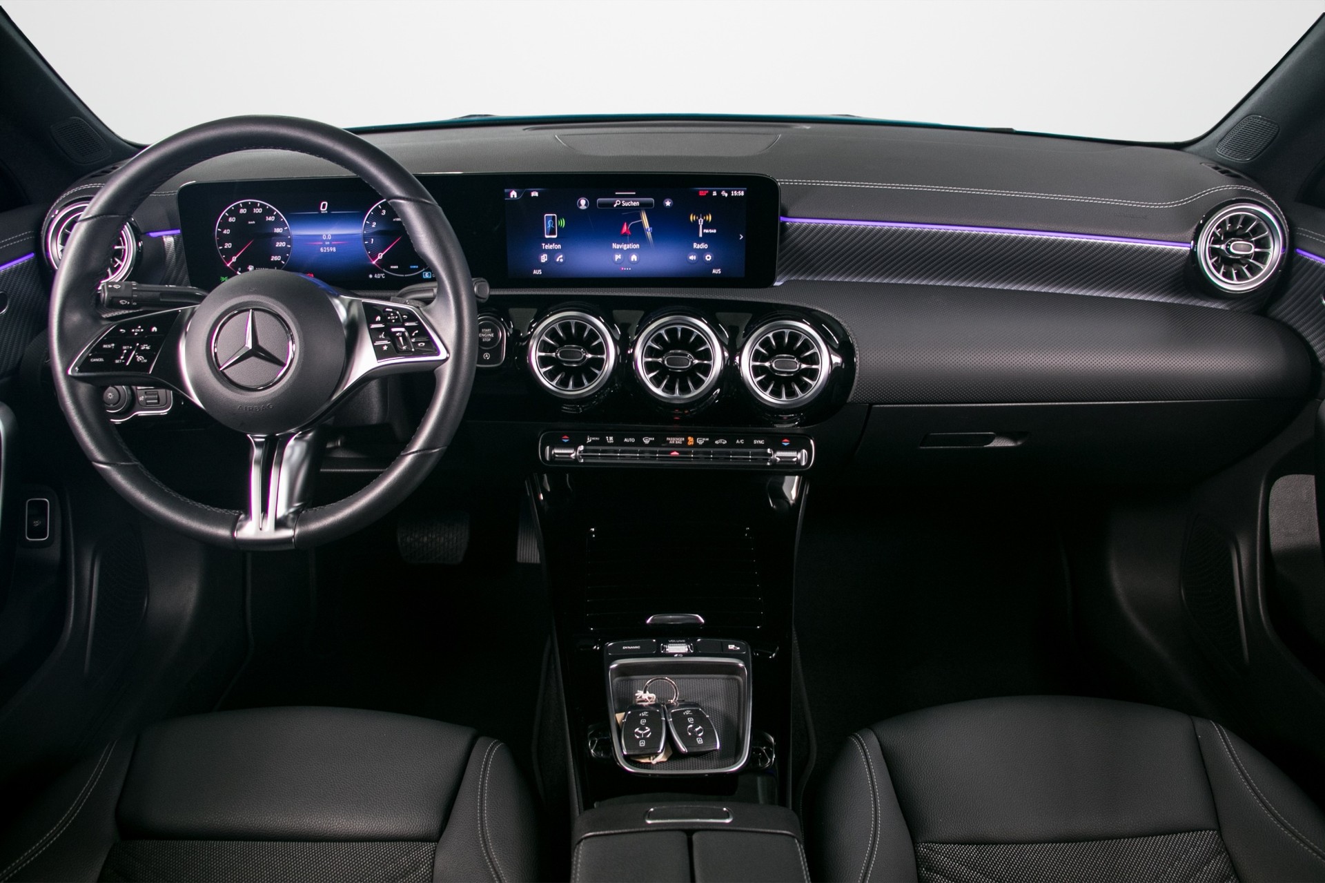 MERCEDES-BENZ CLA 220 4Matic 8G-DCT-image-6