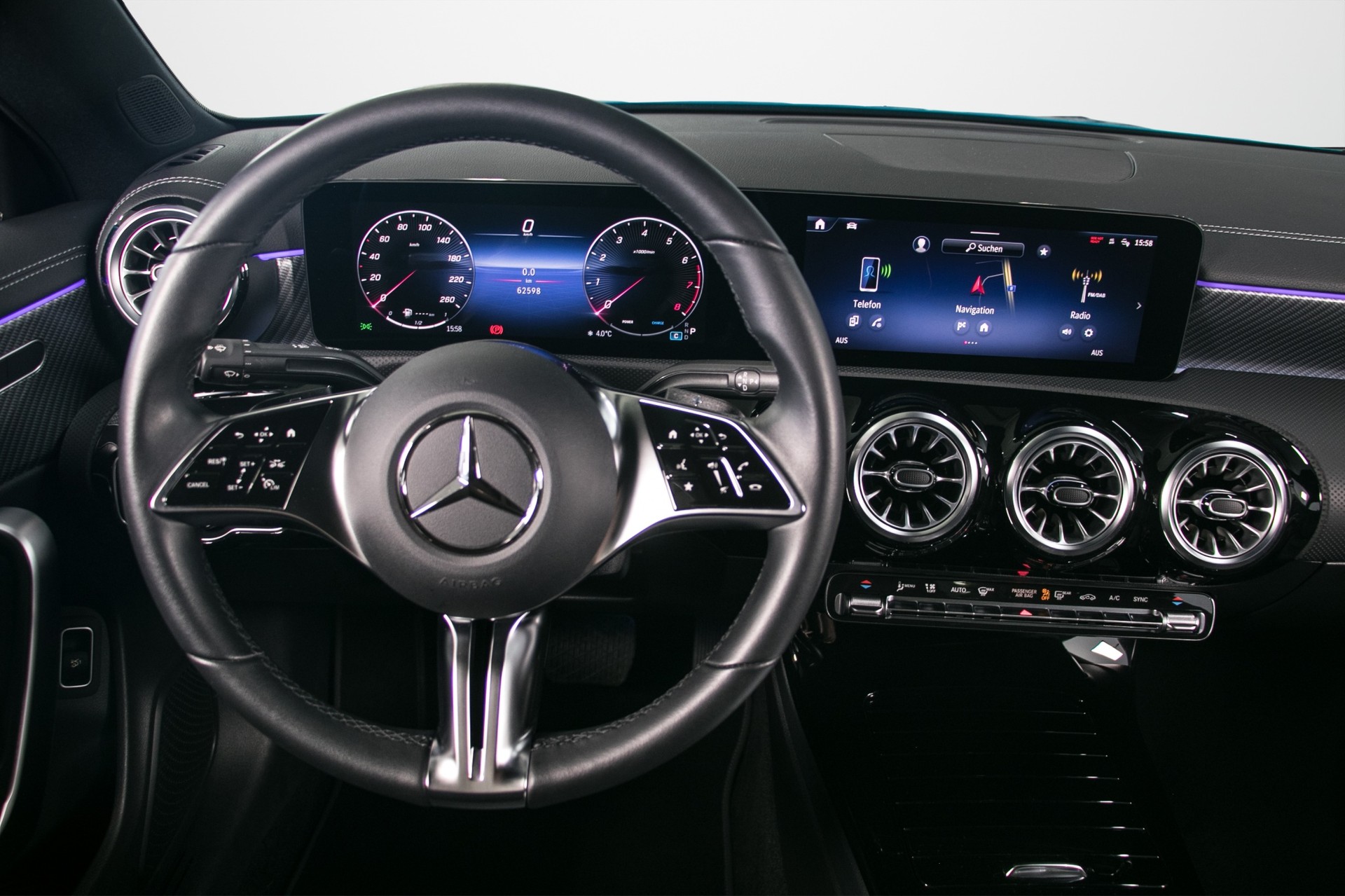 MERCEDES-BENZ CLA 220 4Matic 8G-DCT-image-7