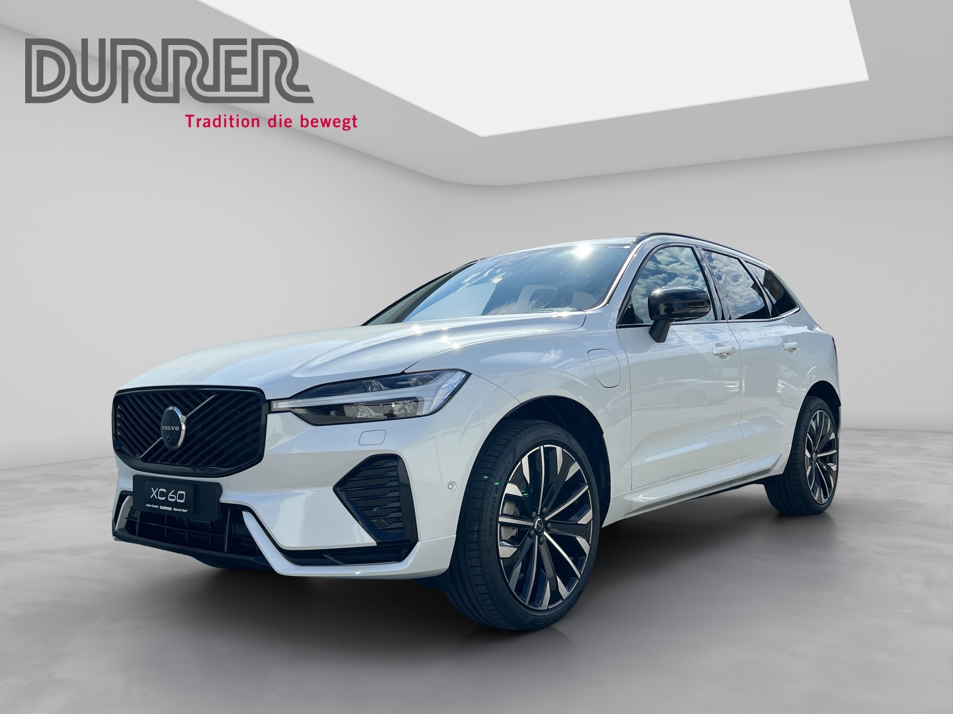 VOLVO XC60 2.0 T8 TE Ultra Dark eAWD-image-0