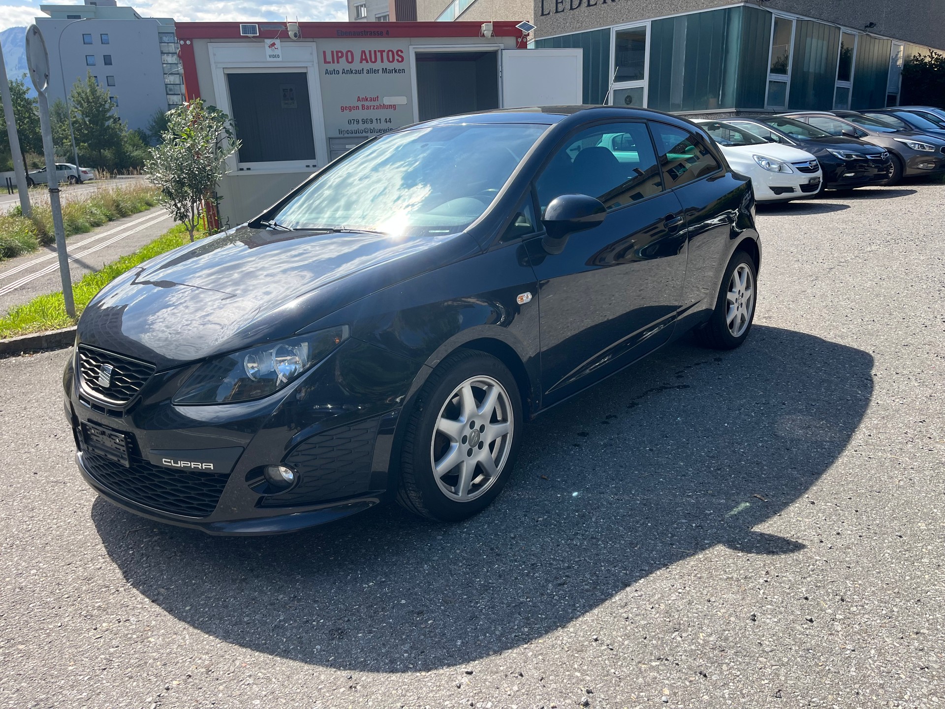 SEAT Ibiza SC 1.4 TSI Cupra DSG-image-1