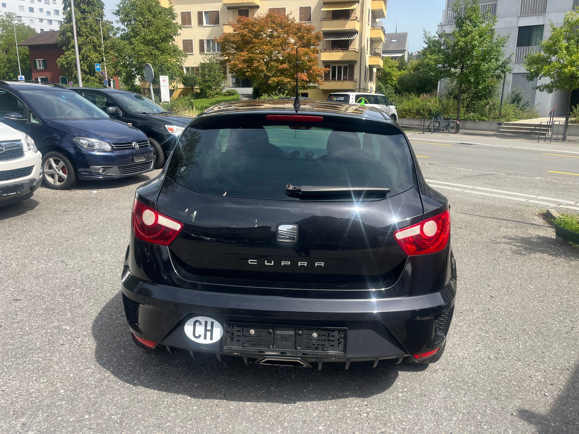 SEAT Ibiza SC 1.4 TSI Cupra DSG-image-3