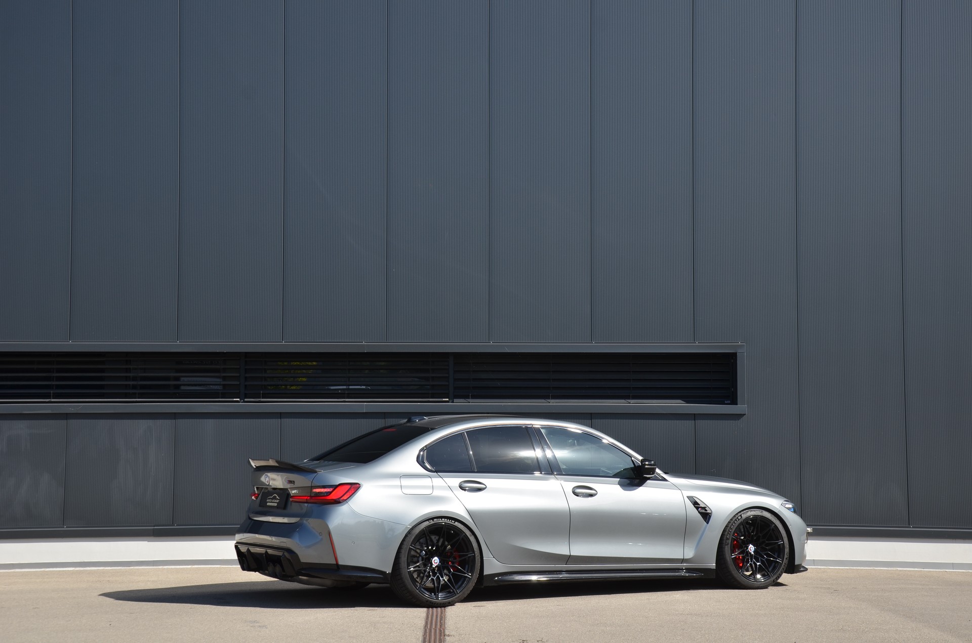 BMW M3 Competition M xDrive-image-3