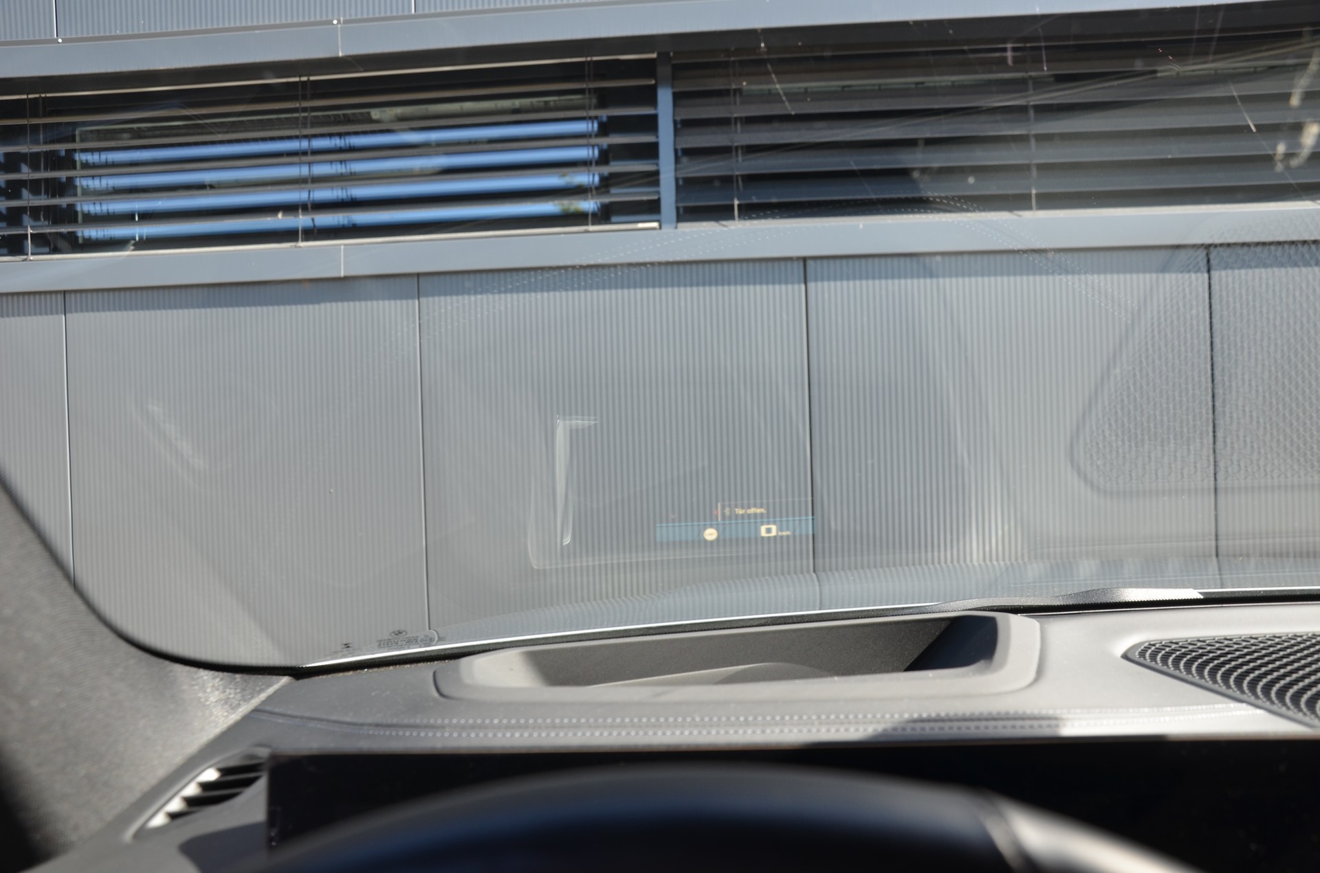 BMW M3 Competition M xDrive-image-18